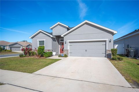 A home in LAKELAND