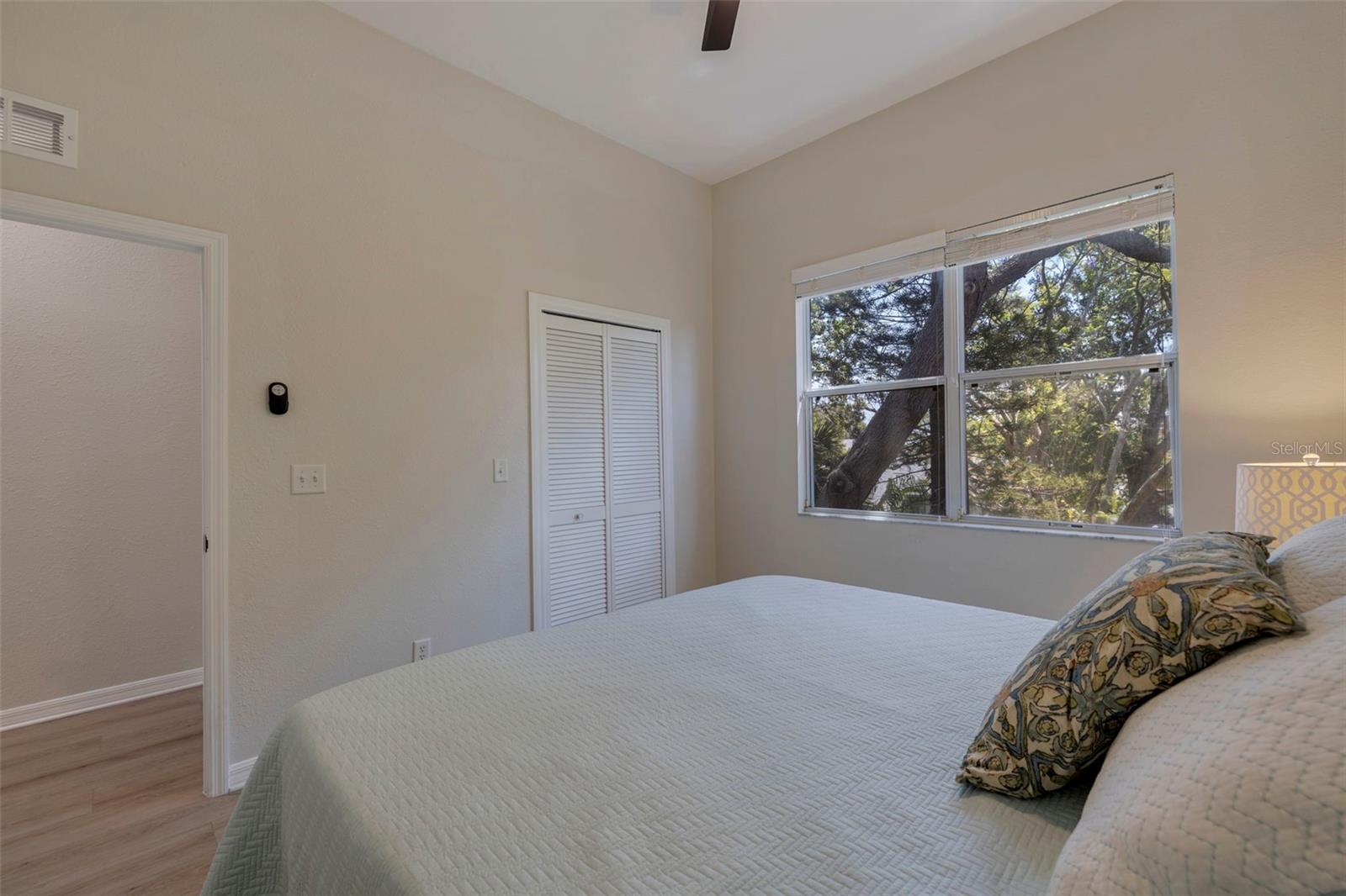 LANGS BUNGALOW COURT - Residential Lease