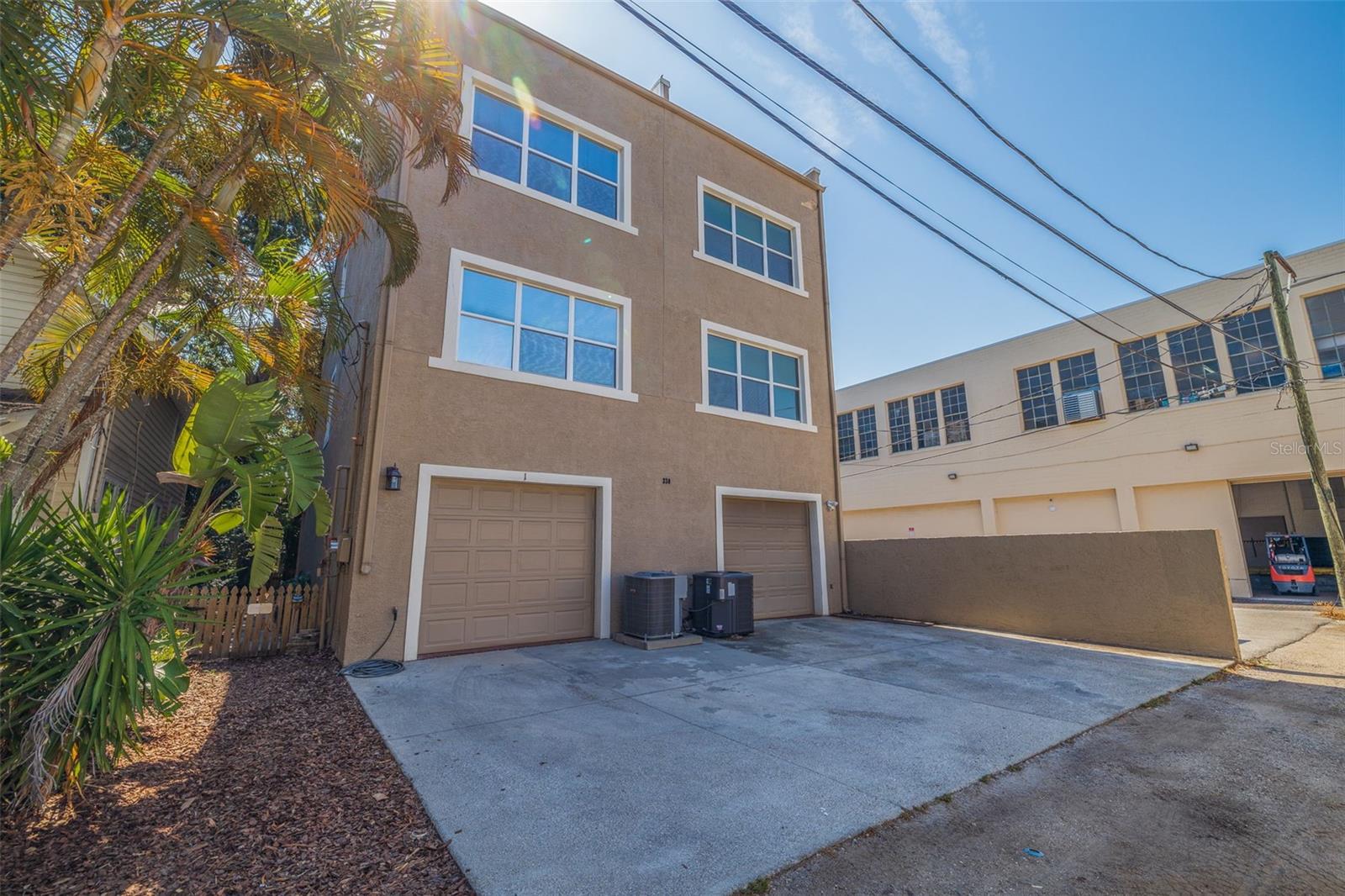 LANGS BUNGALOW COURT - Residential Lease