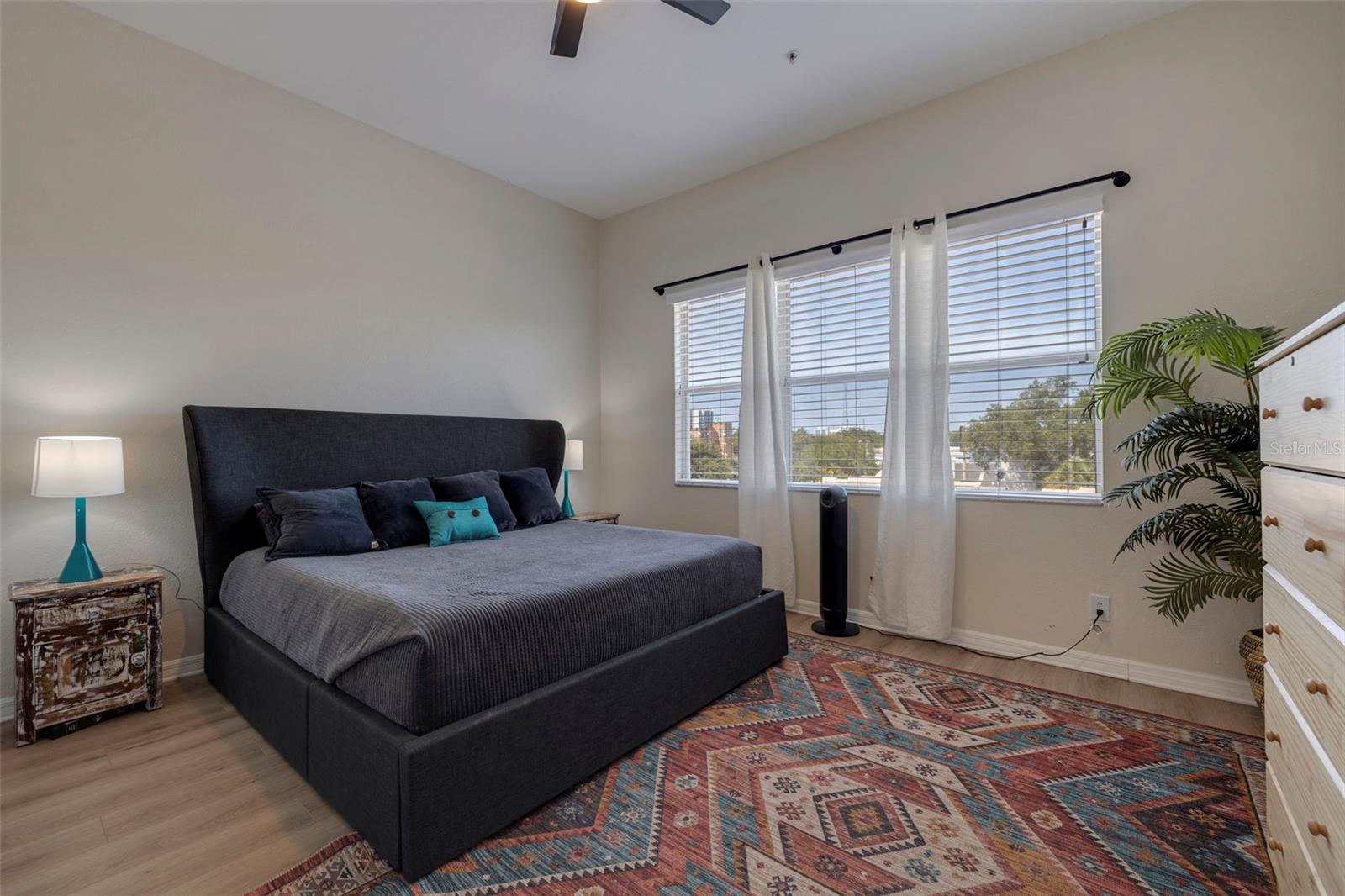 LANGS BUNGALOW COURT - Residential Lease