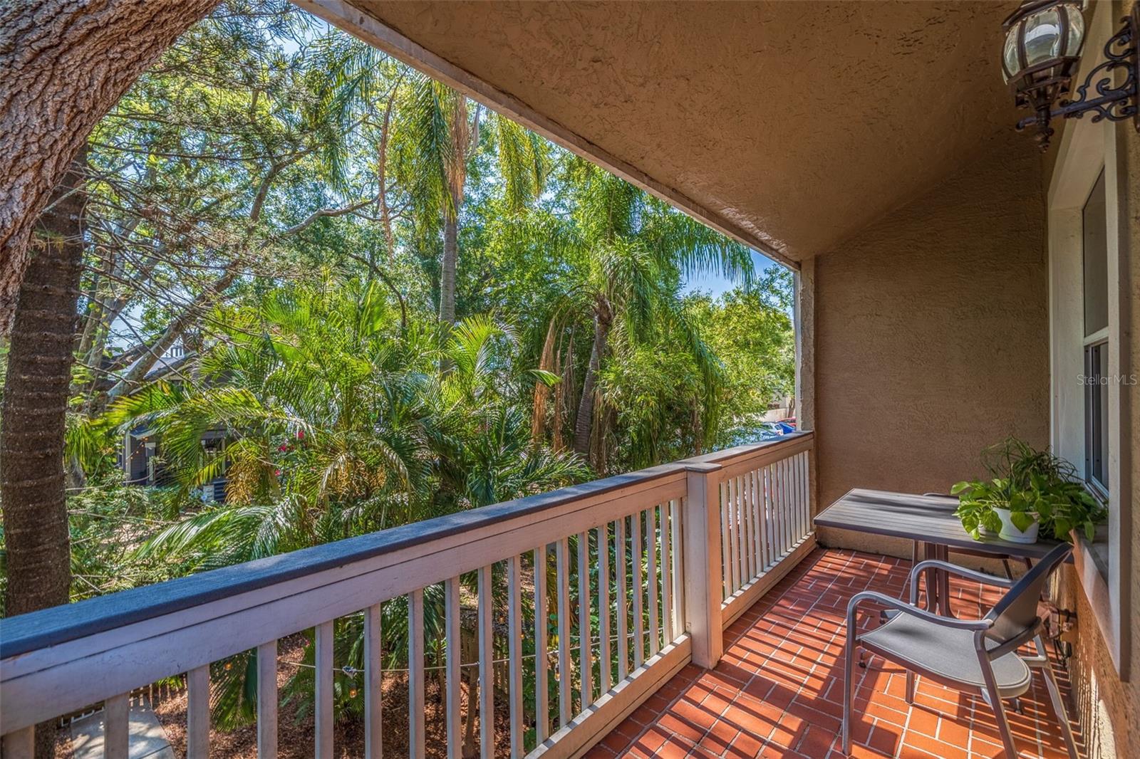 LANGS BUNGALOW COURT - Residential Lease