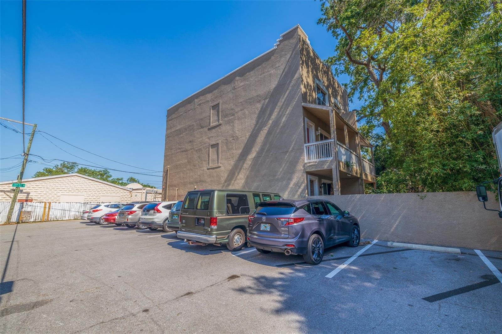 LANGS BUNGALOW COURT - Residential Lease
