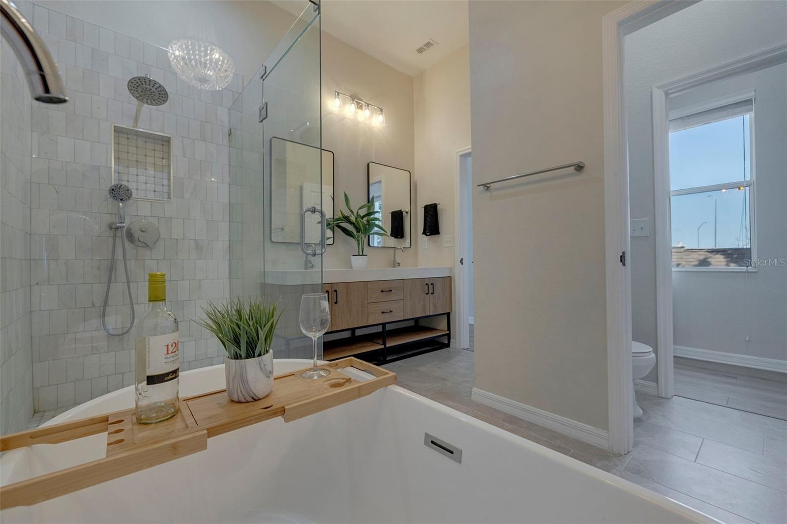 LANGS BUNGALOW COURT - Residential Lease