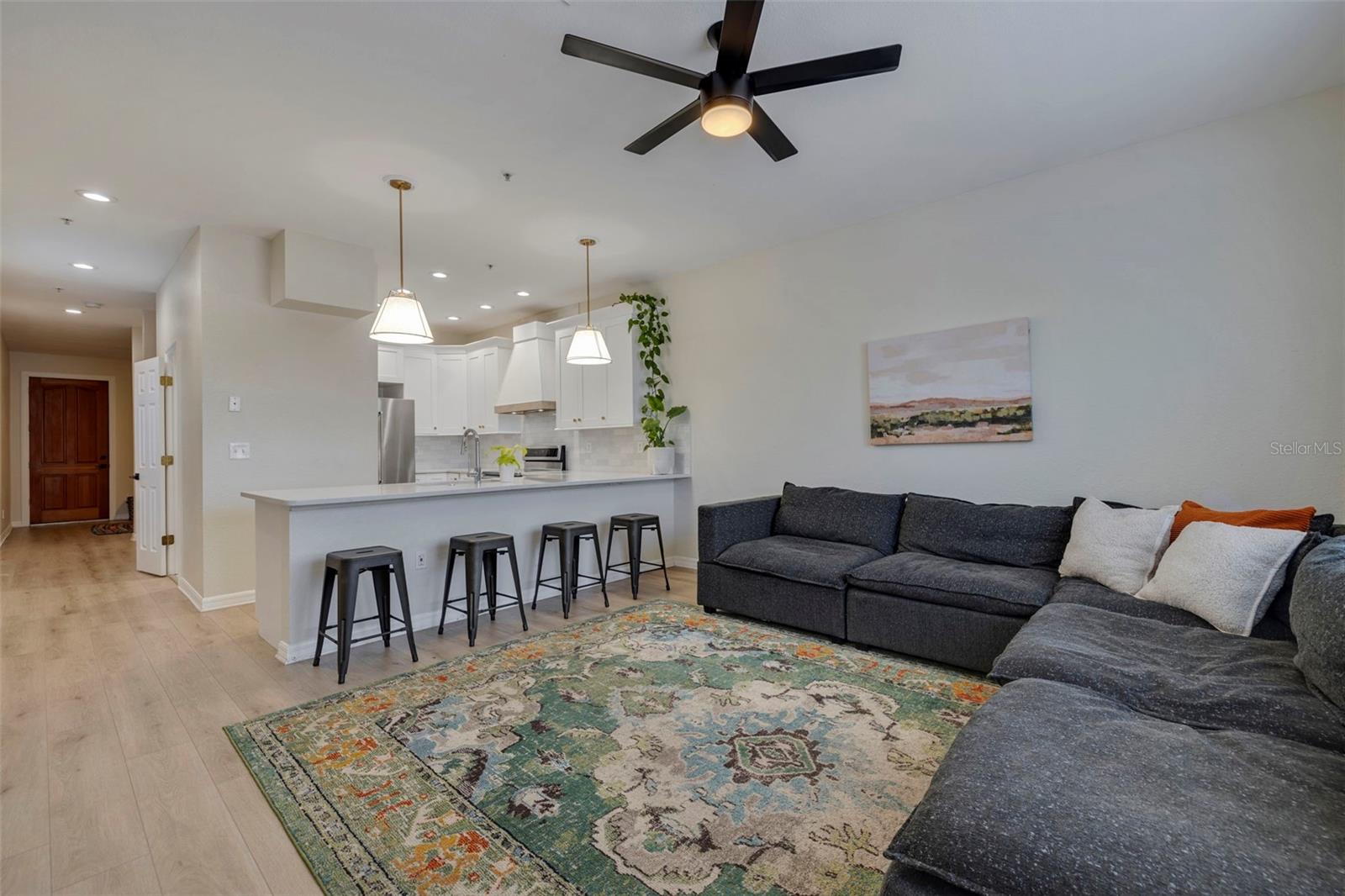 LANGS BUNGALOW COURT - Residential Lease