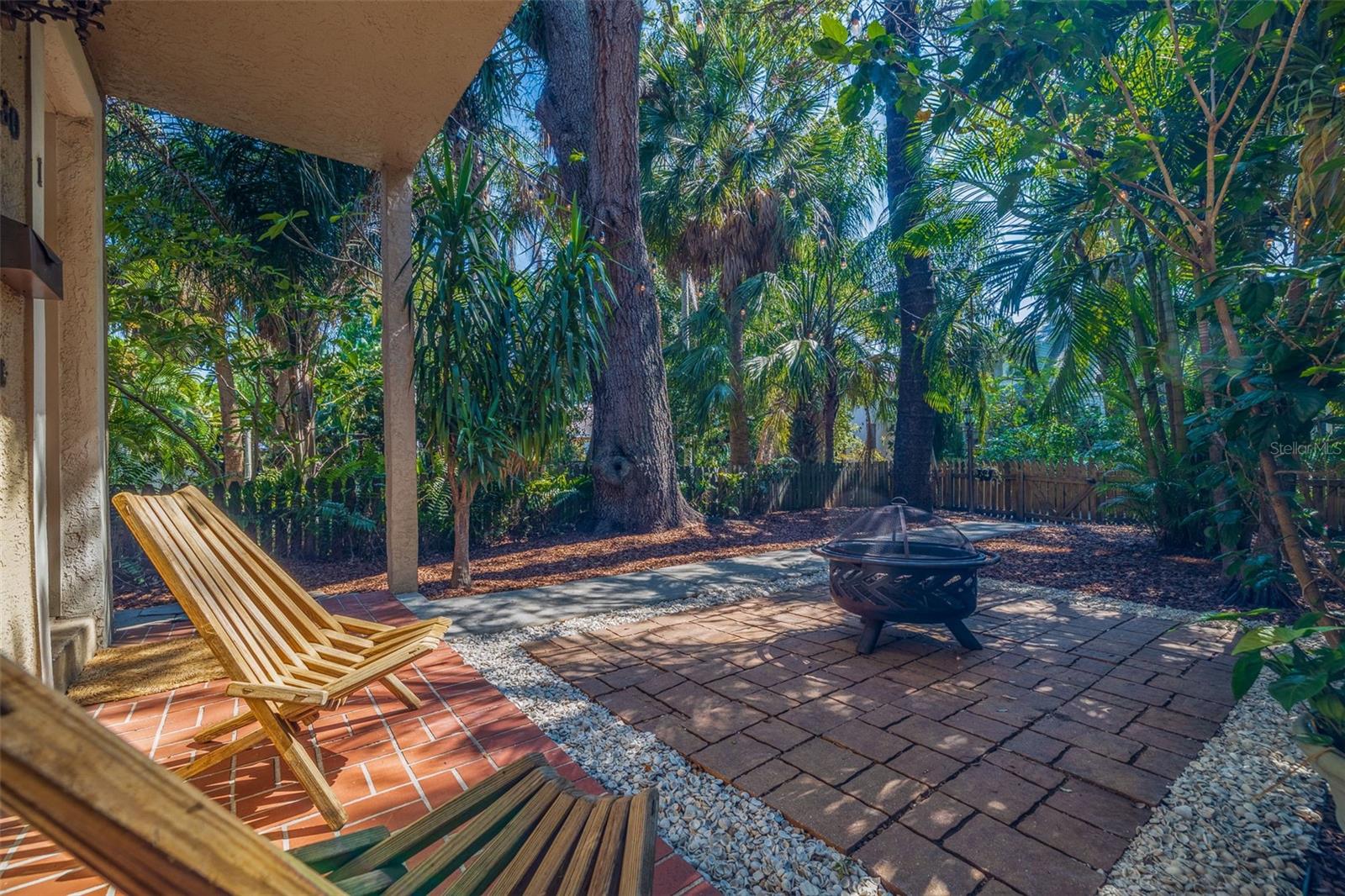 LANGS BUNGALOW COURT - Residential Lease