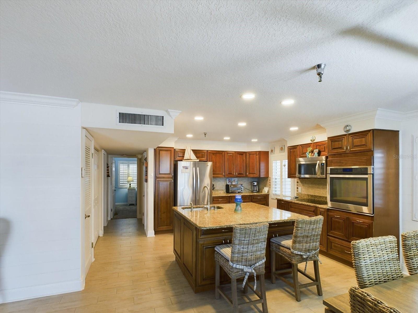 PELICANS POINTE BEACH HOMES - Residential