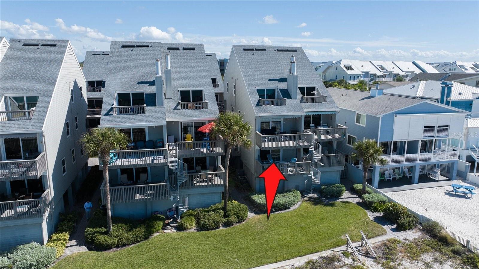 PELICANS POINTE BEACH HOMES - Residential