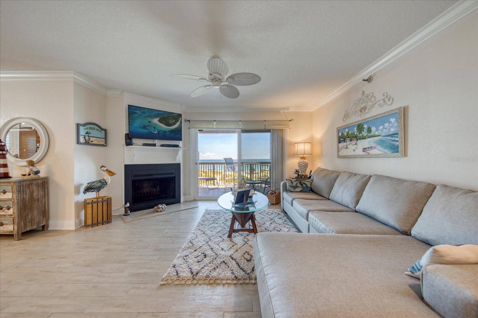 PELICANS POINTE BEACH HOMES - Residential