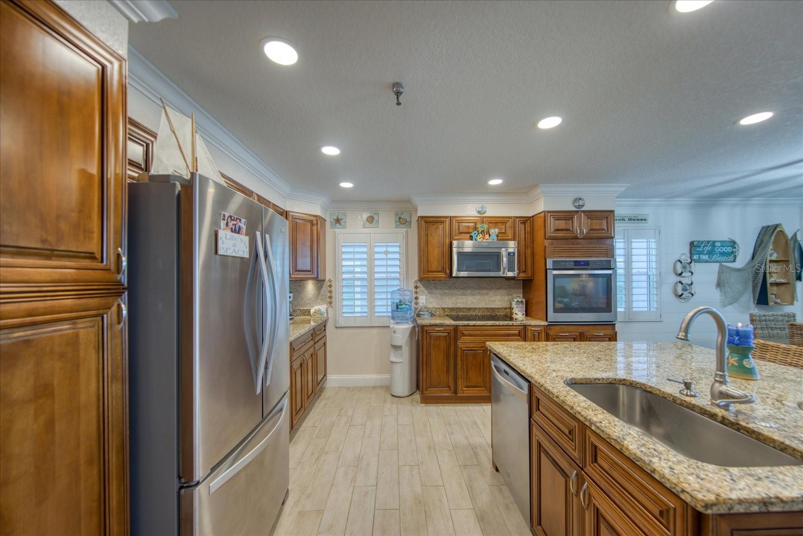 PELICANS POINTE BEACH HOMES - Residential