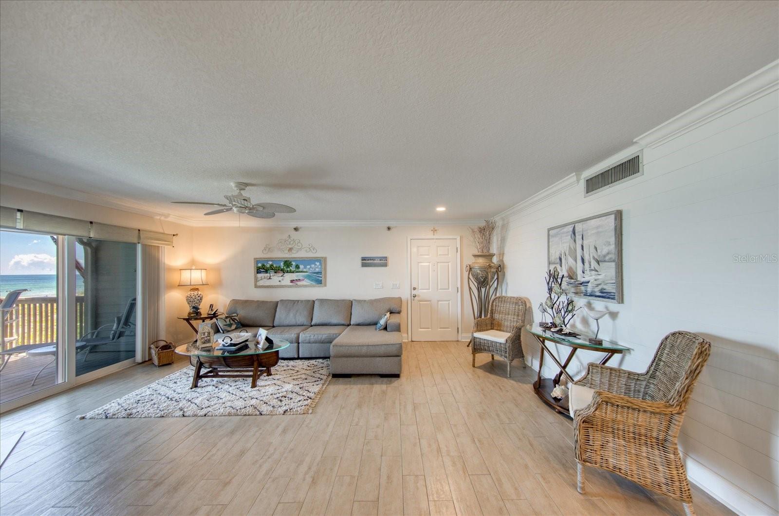 PELICANS POINTE BEACH HOMES - Residential