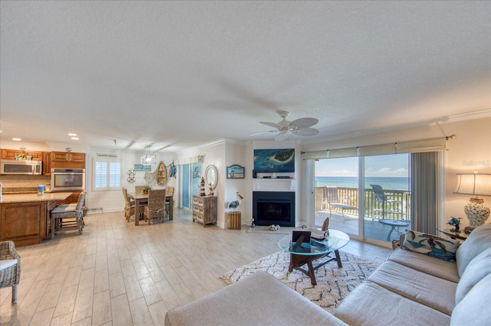 PELICANS POINTE BEACH HOMES - Residential