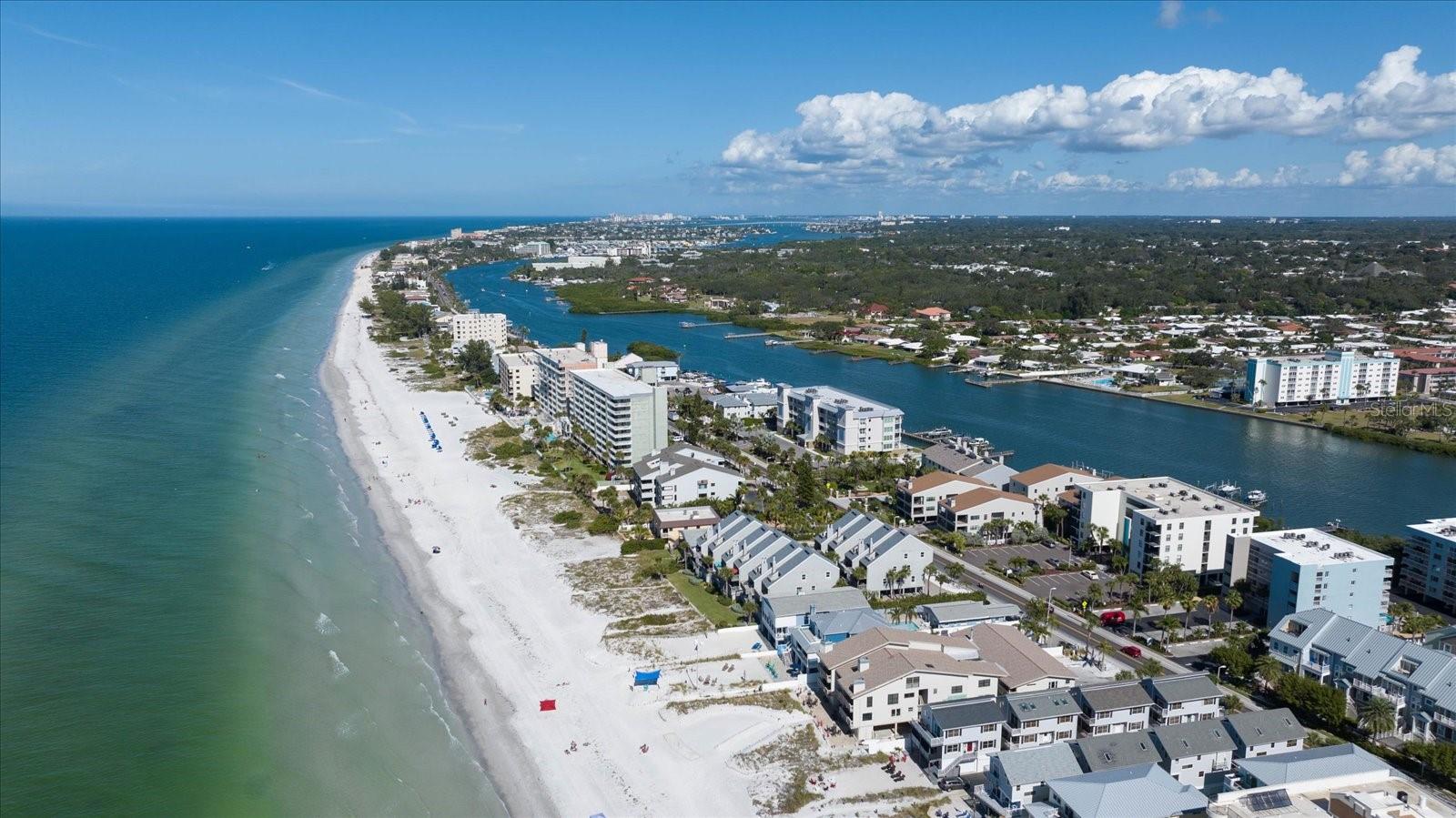 PELICANS POINTE BEACH HOMES - Residential