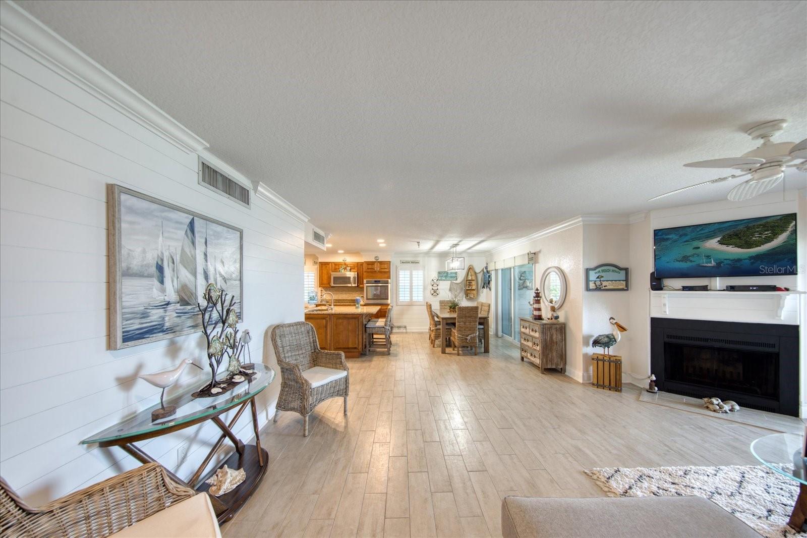 PELICANS POINTE BEACH HOMES - Residential