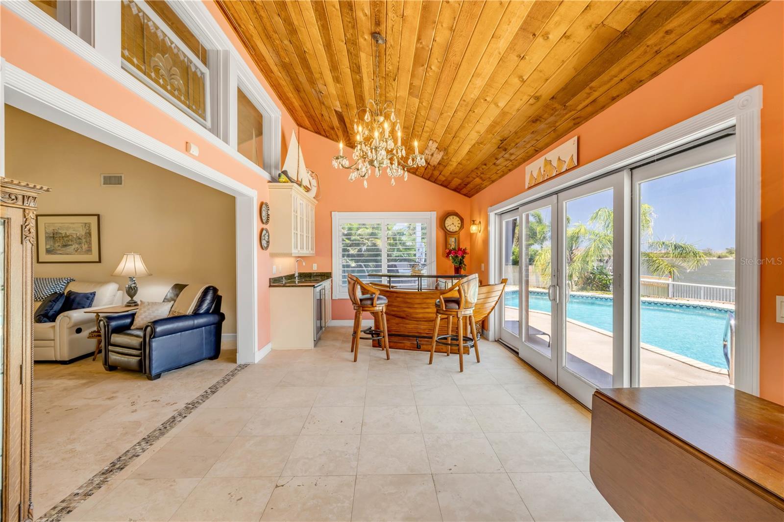 YACHT CLUB ISLAND ESTATES - Residential