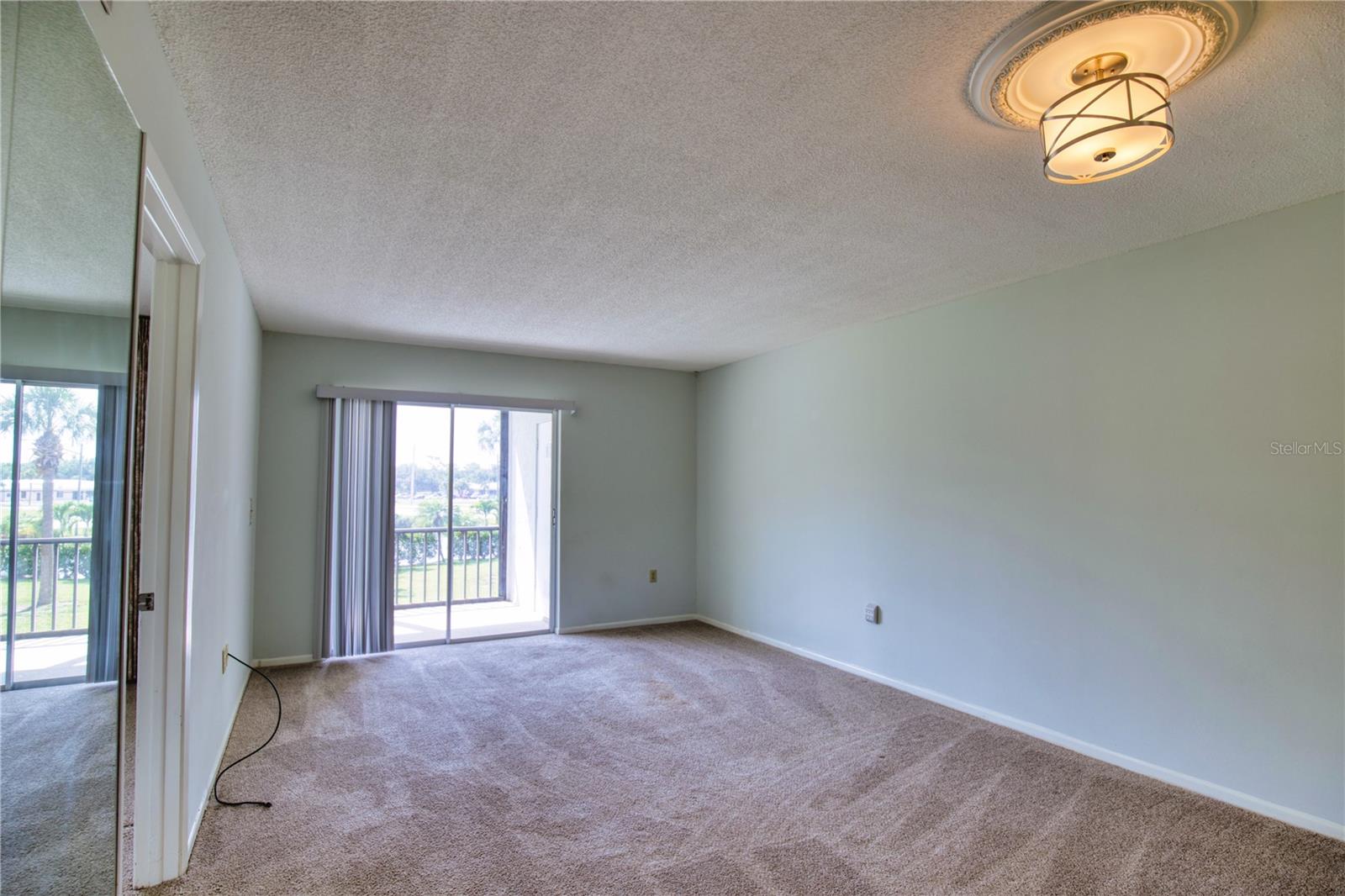 VILLA D ESTE SEC A - Residential Lease