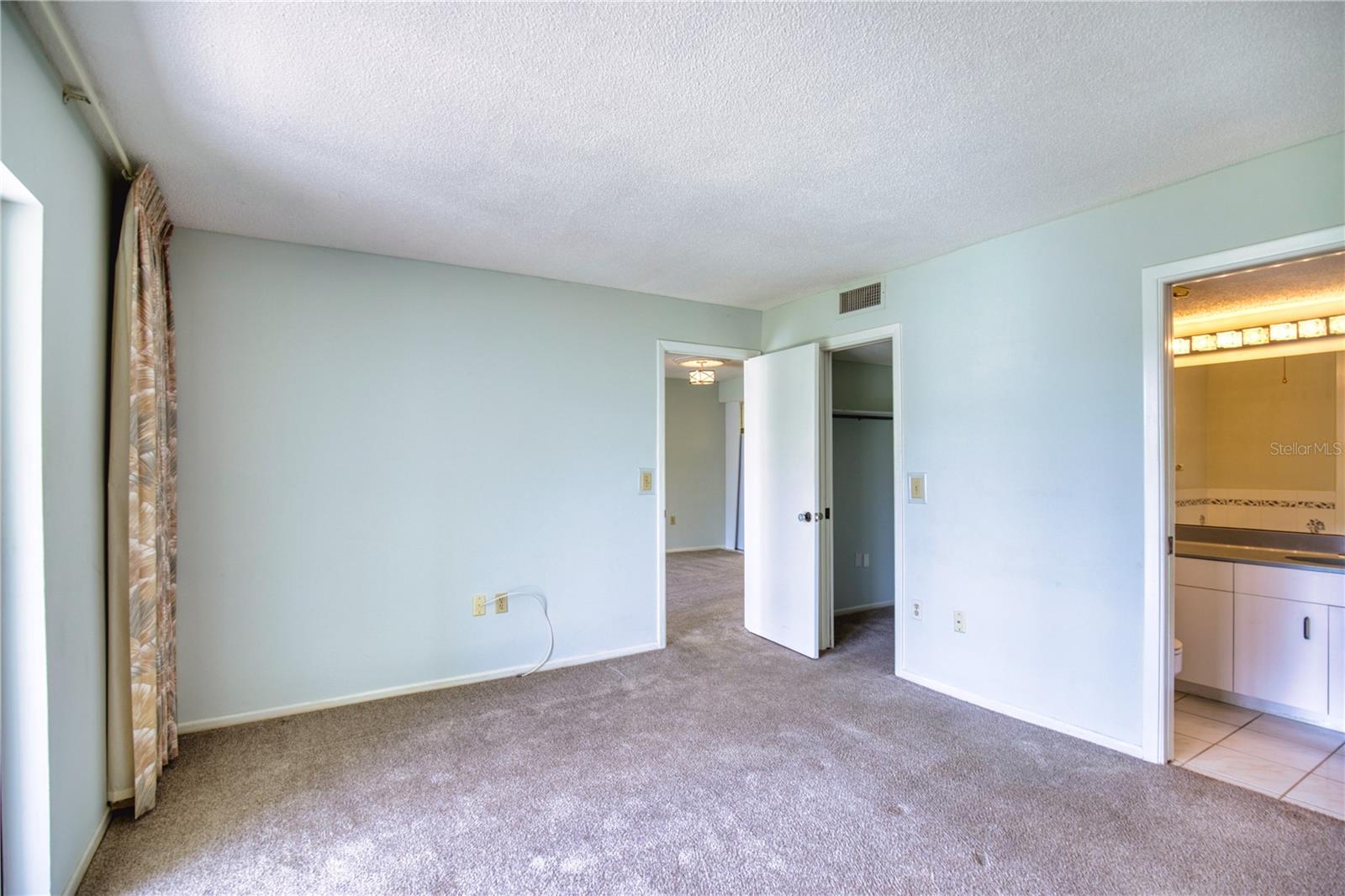 VILLA D ESTE SEC A - Residential Lease