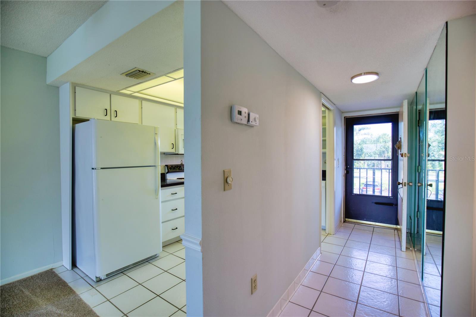 VILLA D ESTE SEC A - Residential Lease
