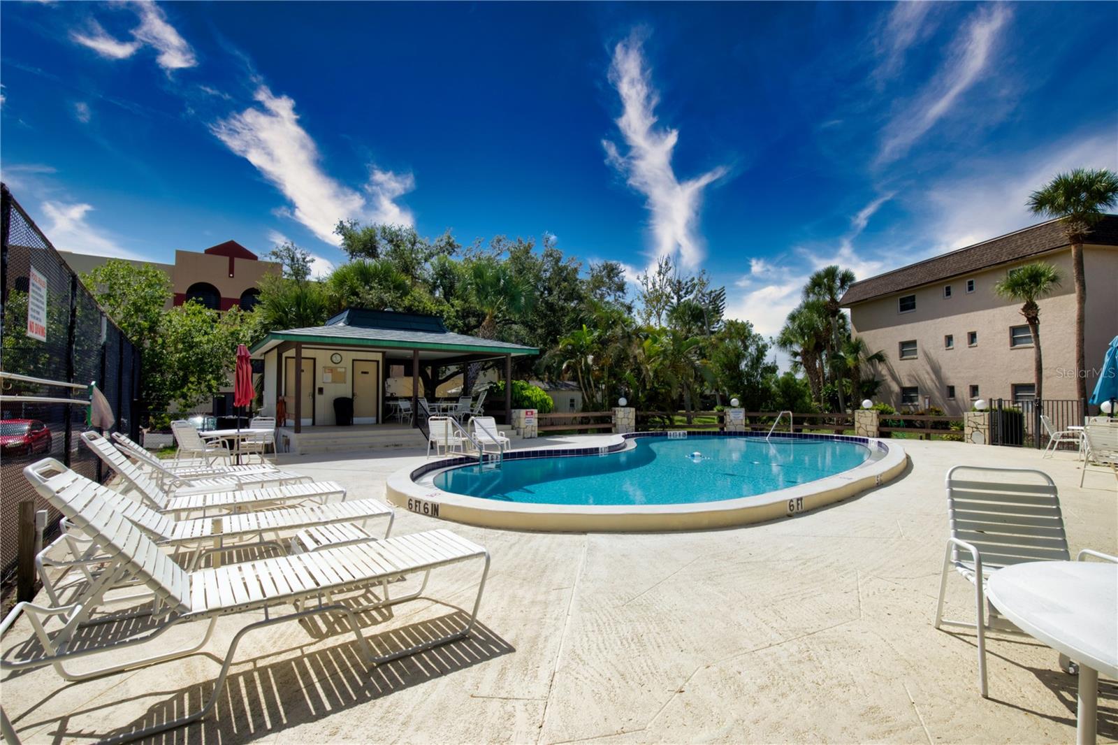 VILLA D ESTE SEC A - Residential Lease