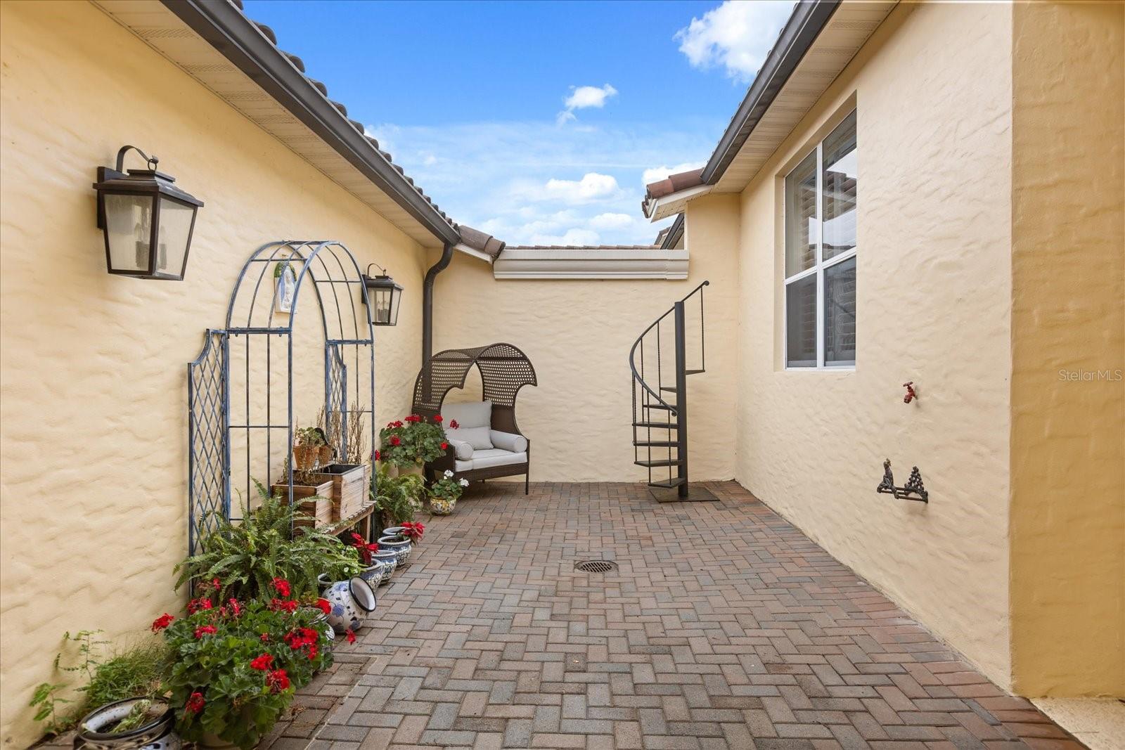 ENCLAVE/MAITLAND A-F - Residential