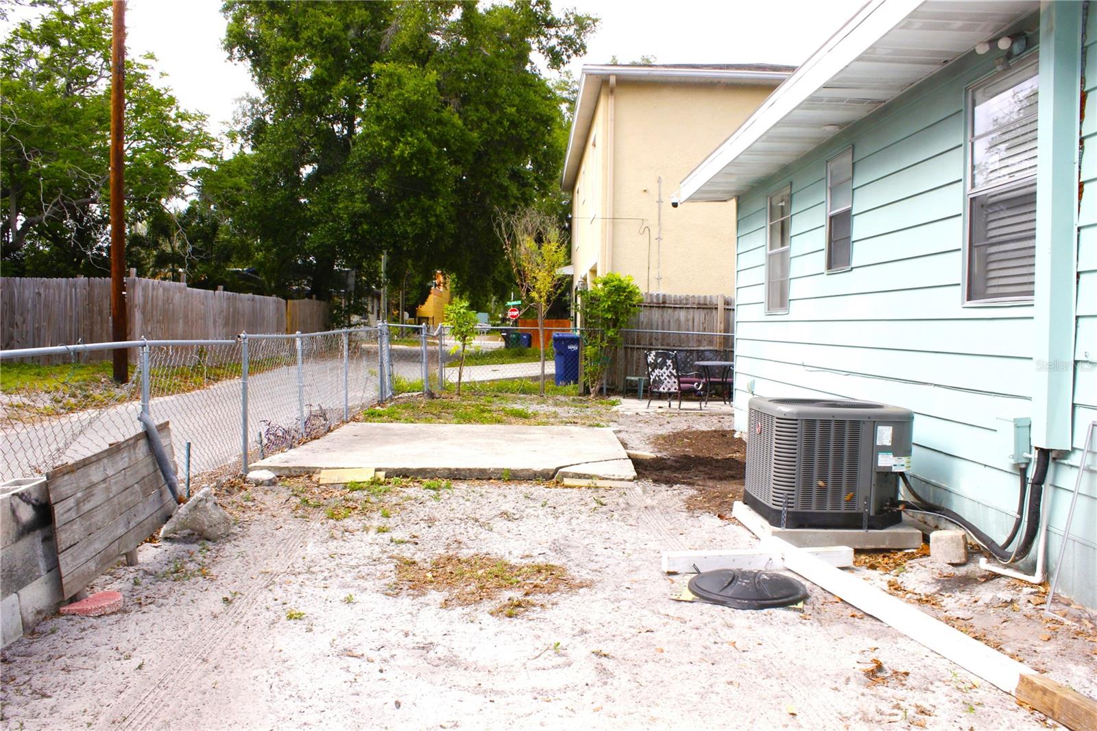 UNPLATTED - Residential