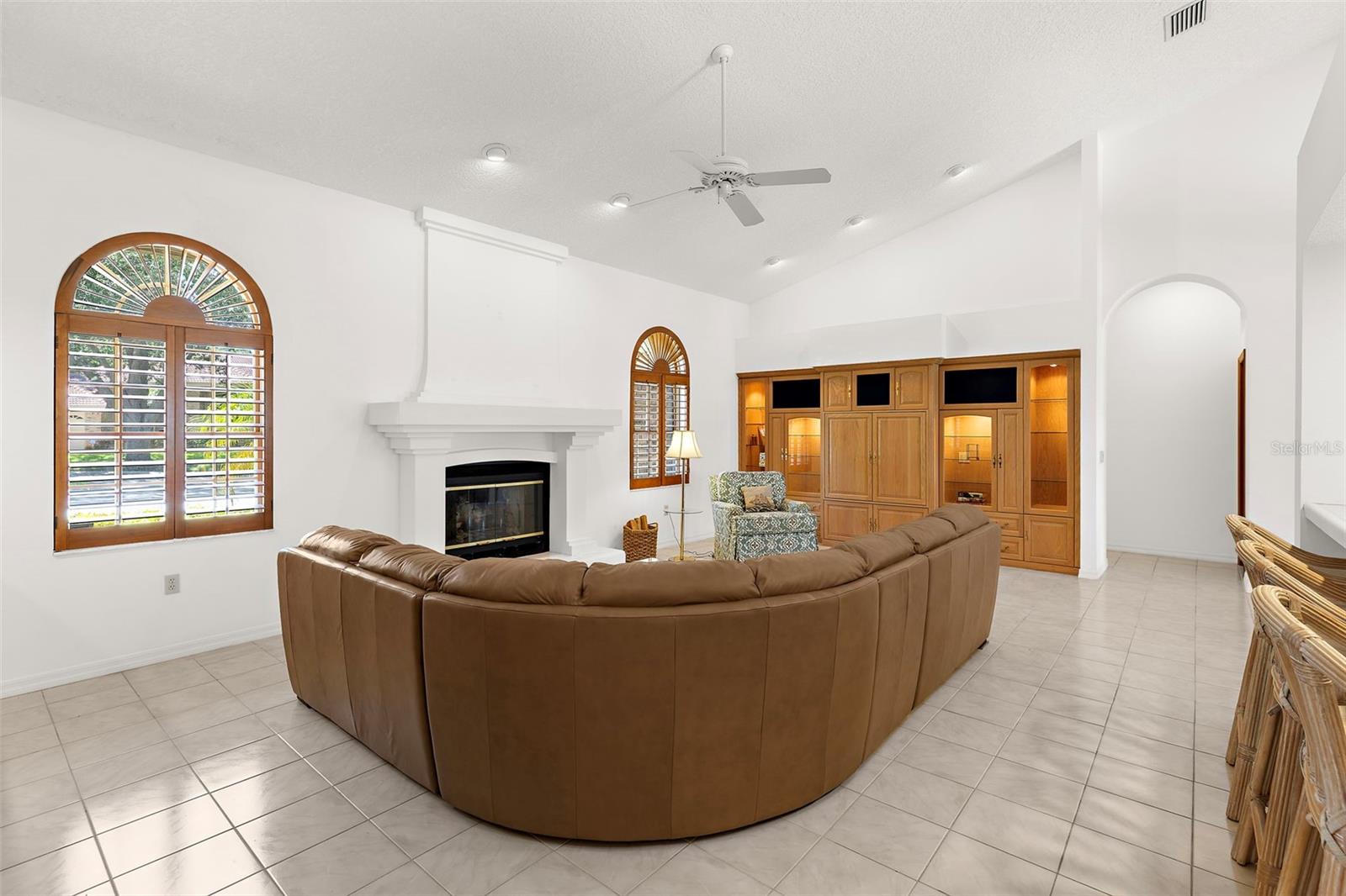 SANCTUARY AT COBBS LANDING THE PH II - Residential