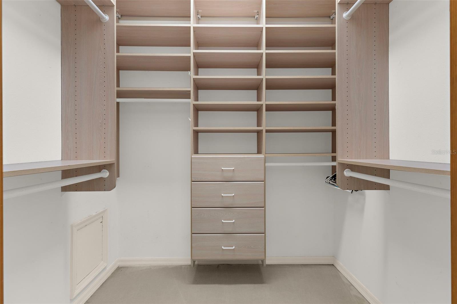 SANCTUARY AT COBBS LANDING THE PH II - Residential
