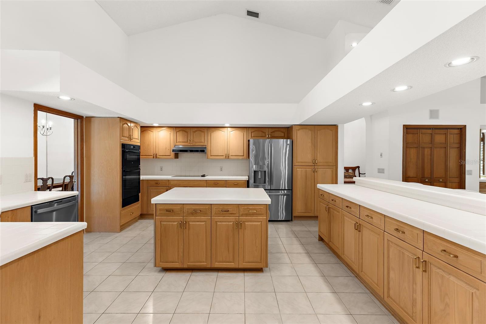 SANCTUARY AT COBBS LANDING THE PH II - Residential