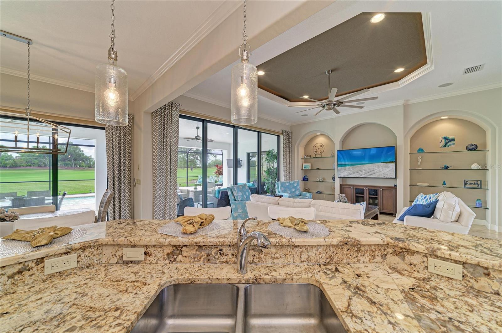 RIVER STRAND - Residential