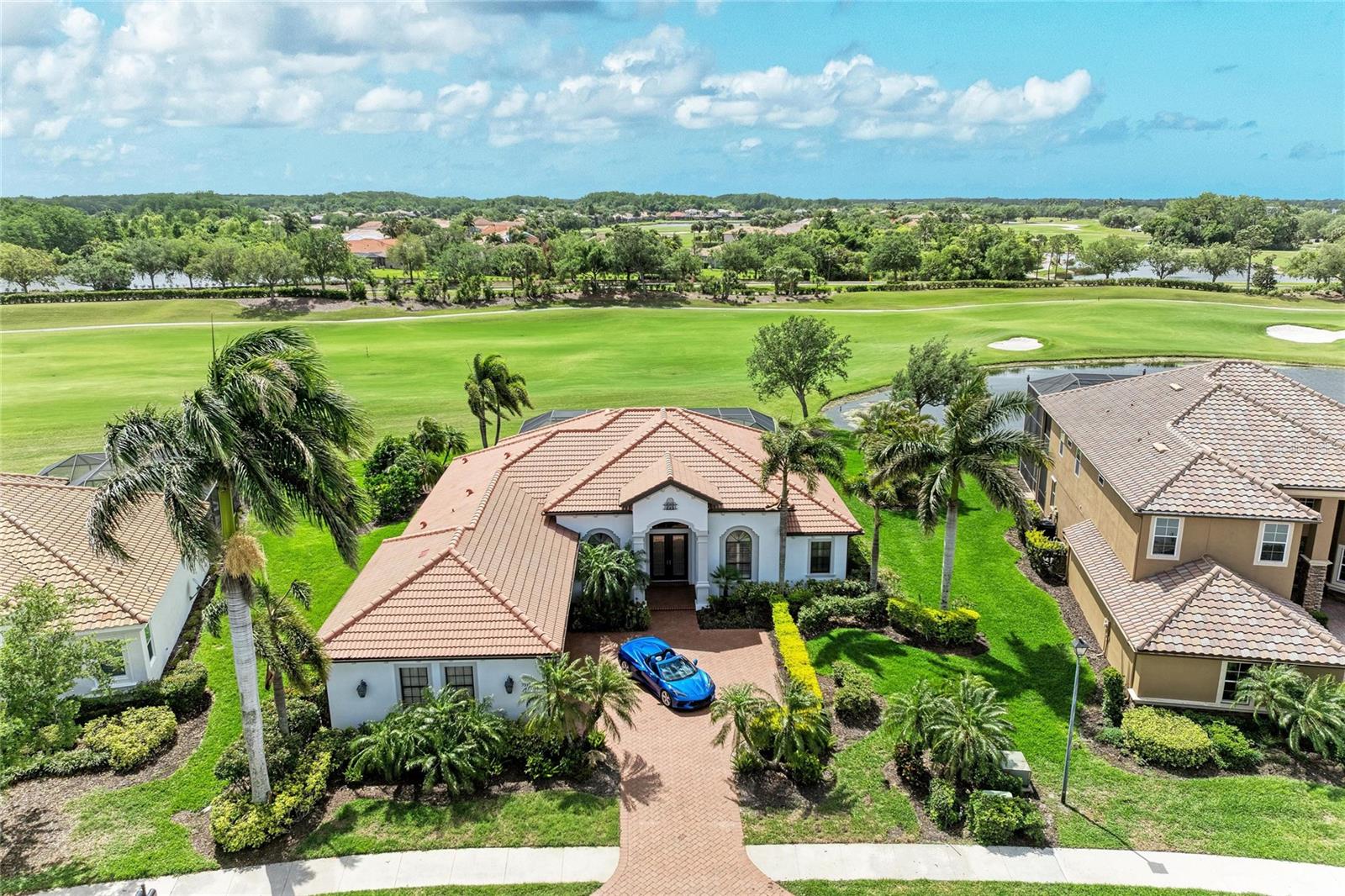 RIVER STRAND - Residential