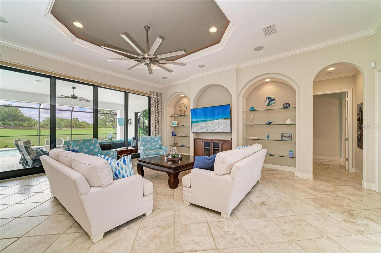 RIVER STRAND - Residential