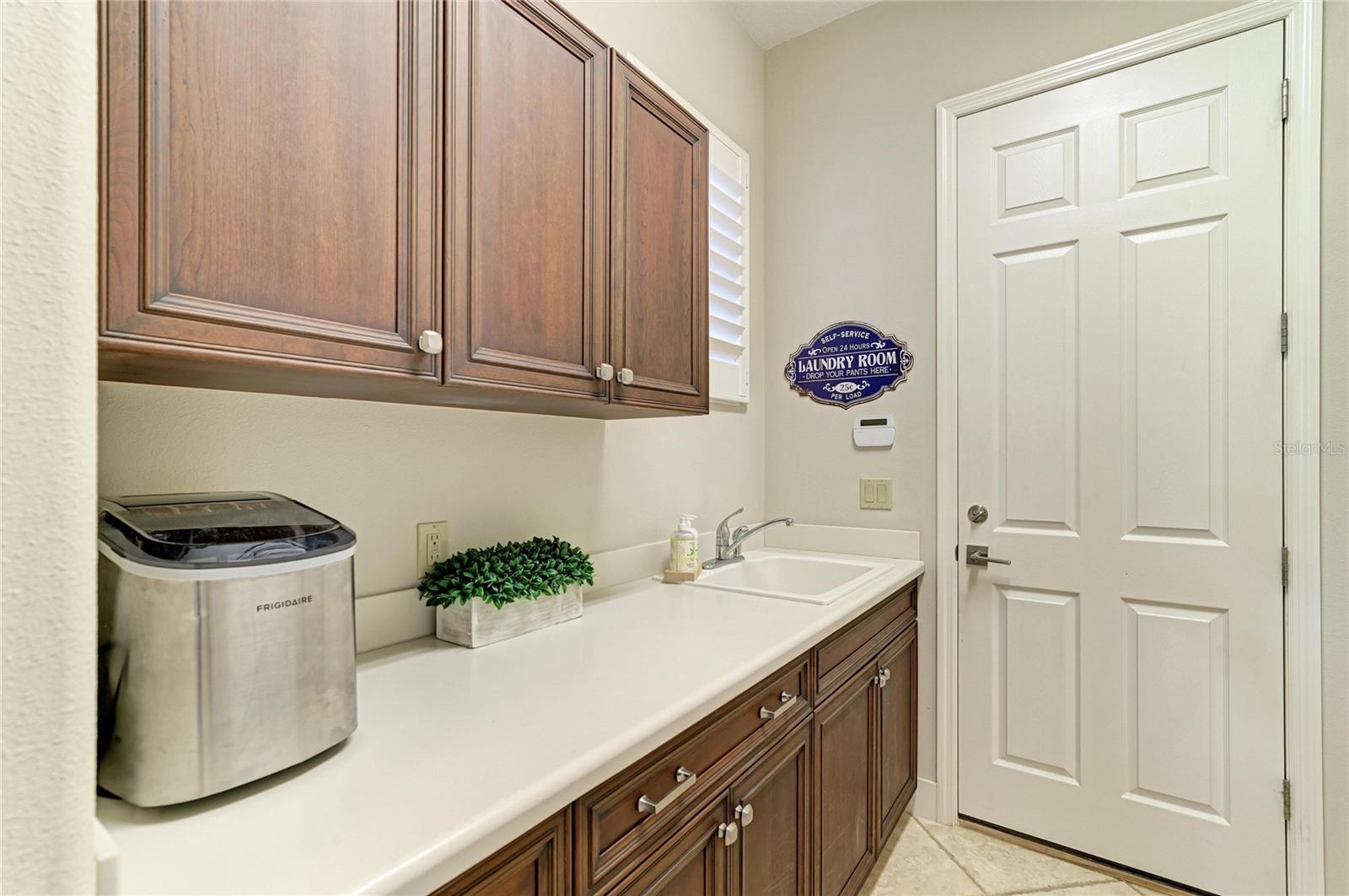 RIVER STRAND - Residential