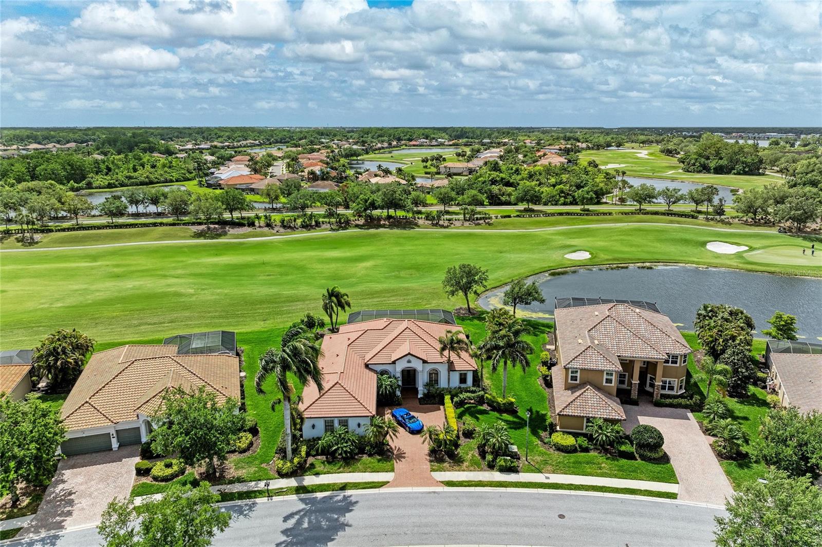 RIVER STRAND - Residential