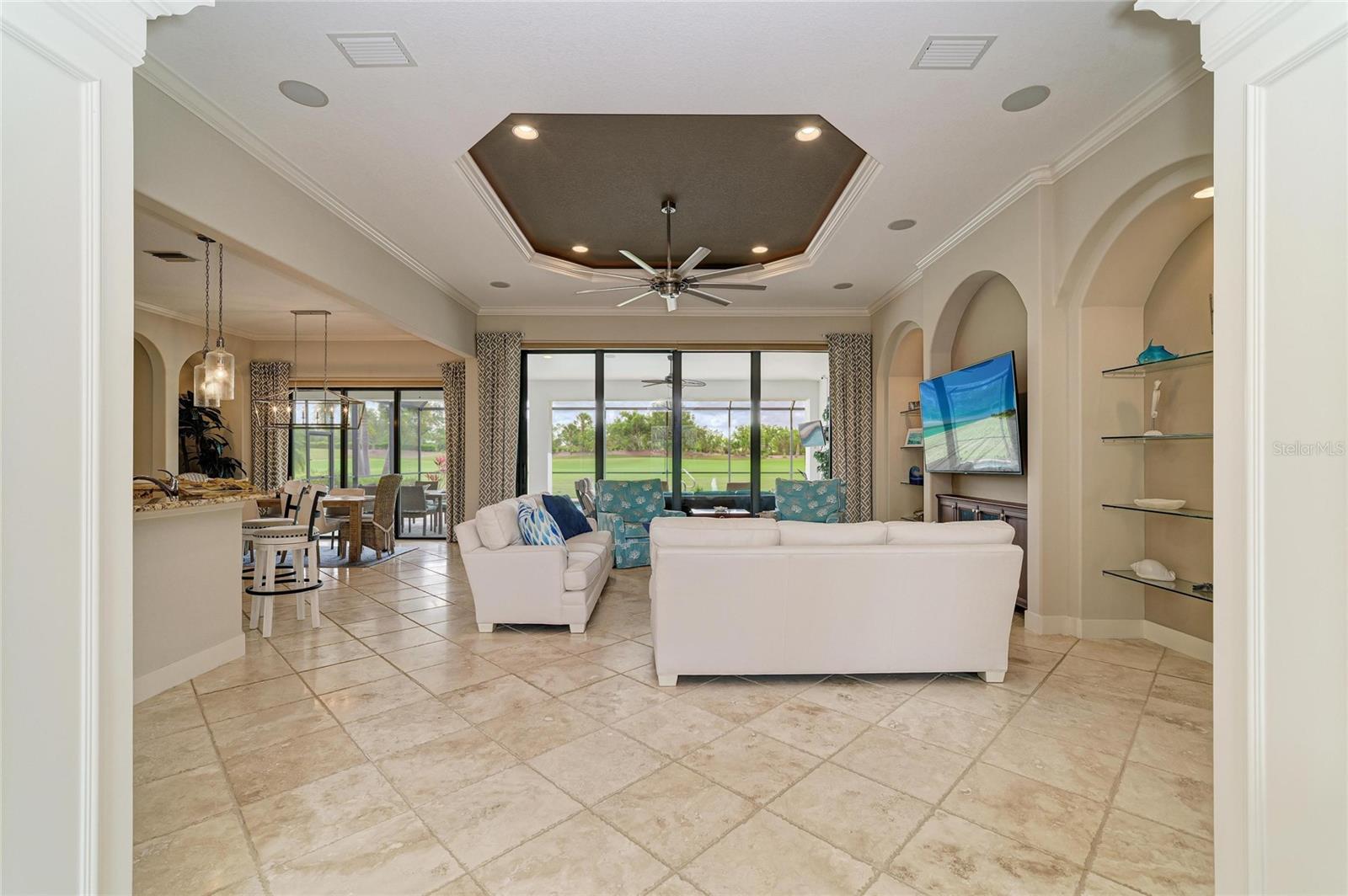 RIVER STRAND - Residential