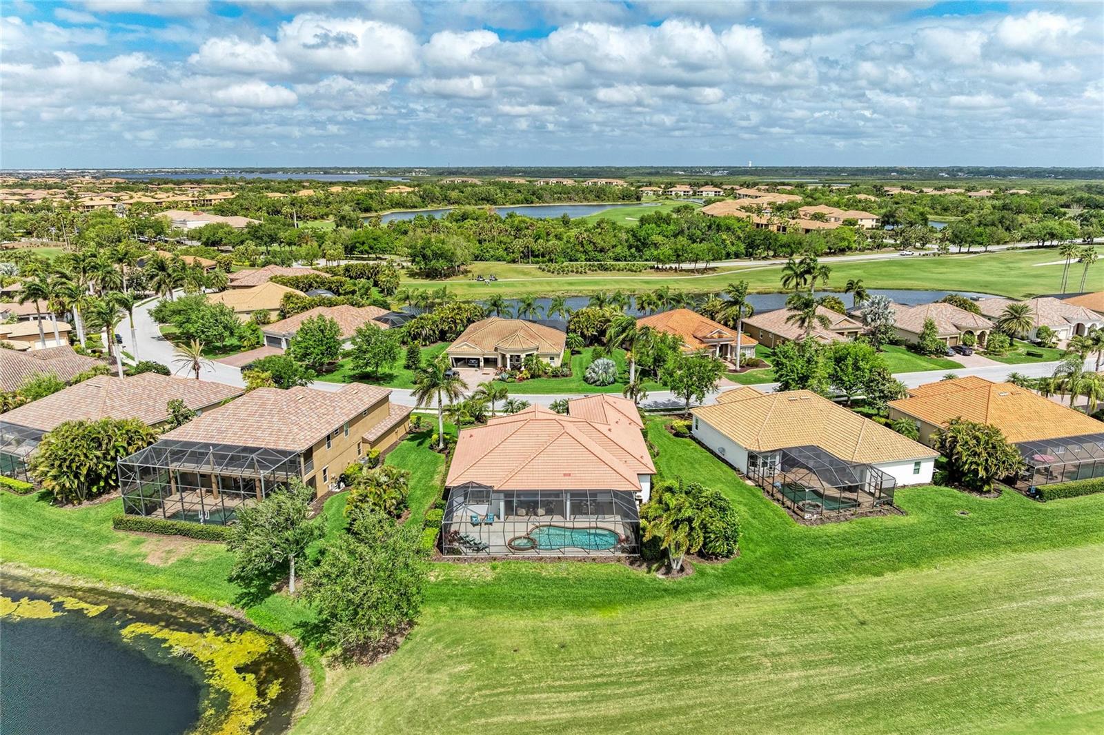 RIVER STRAND - Residential