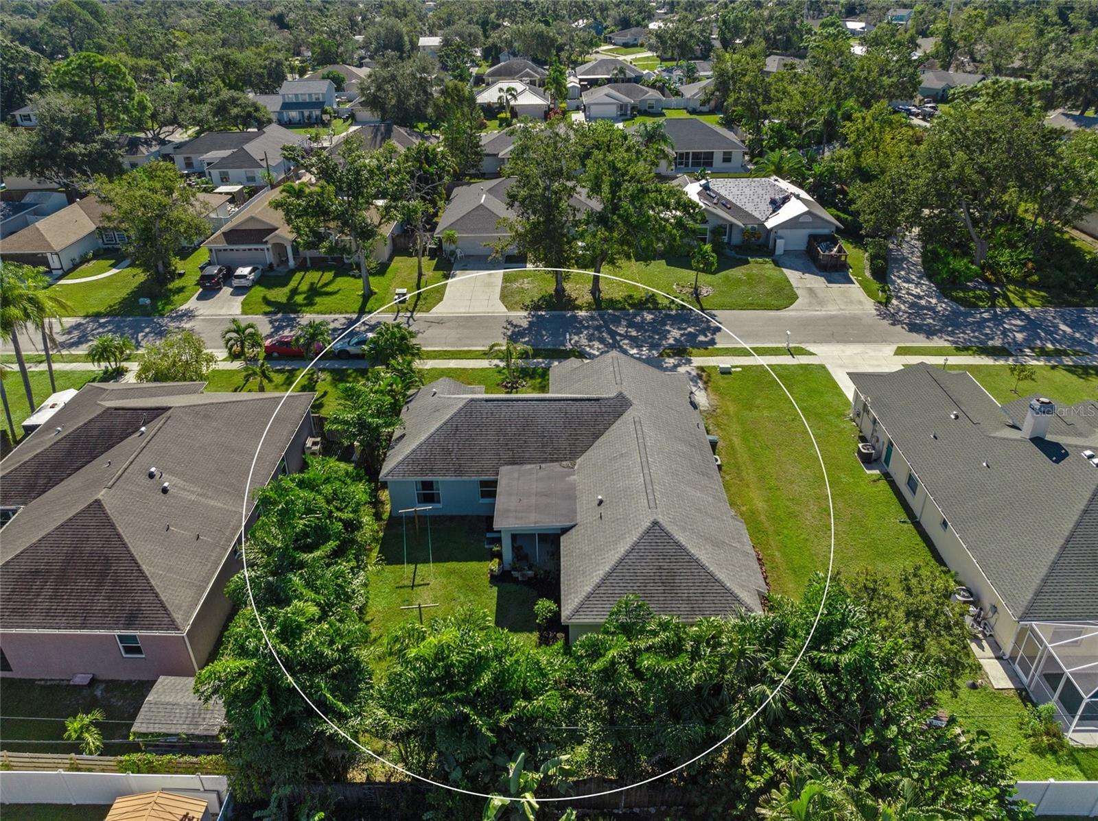 LAKE SARASOTA - Residential