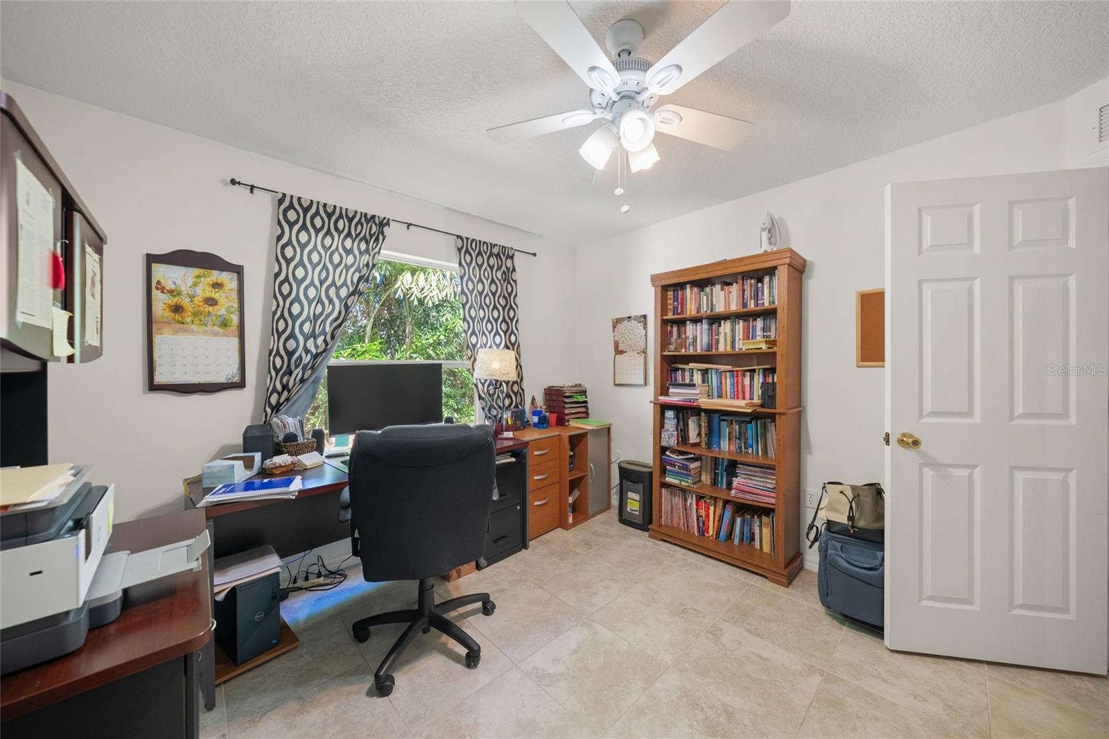 LAKE SARASOTA - Residential