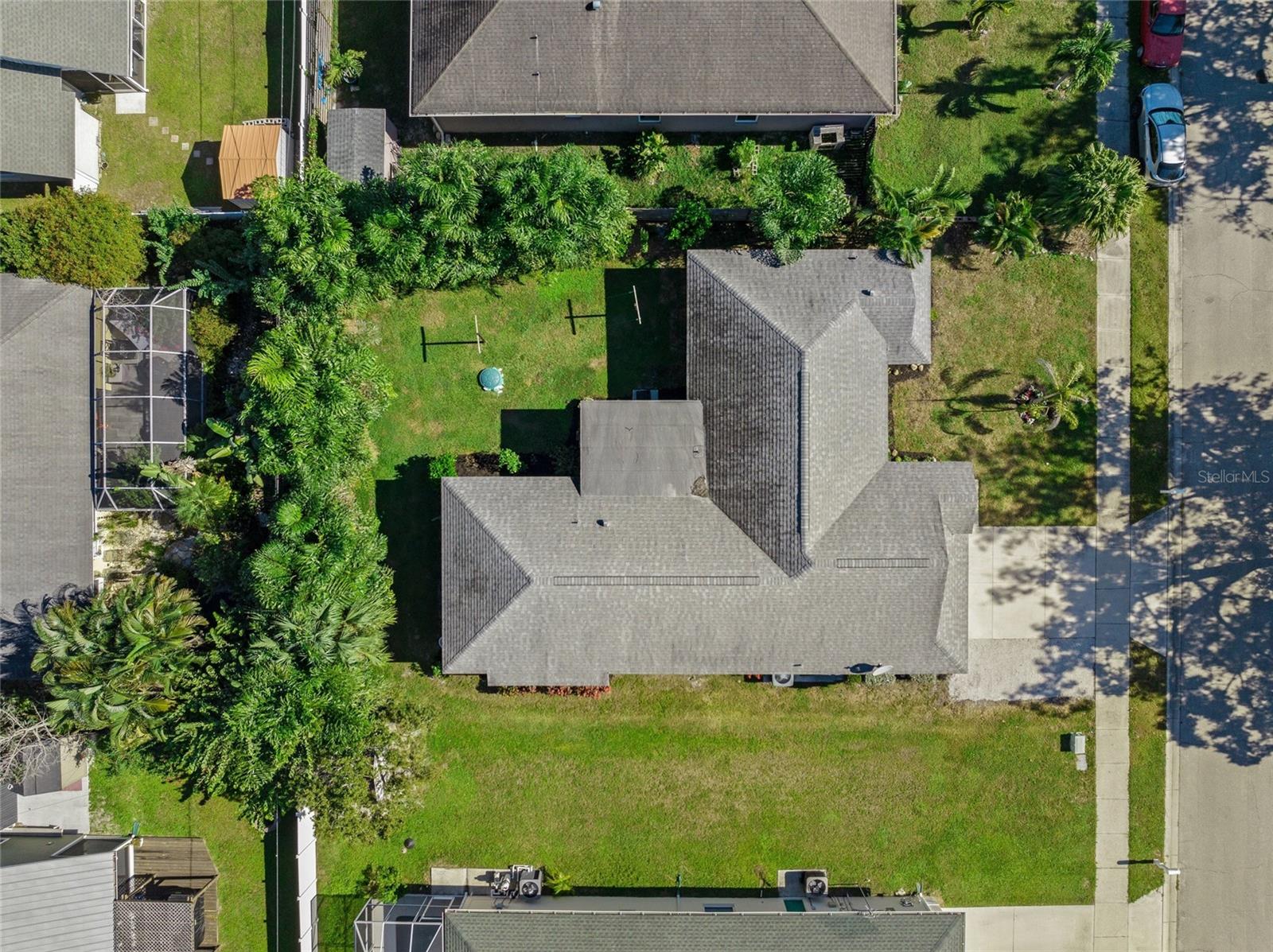 LAKE SARASOTA - Residential