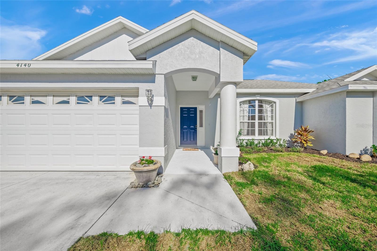 LAKE SARASOTA - Residential