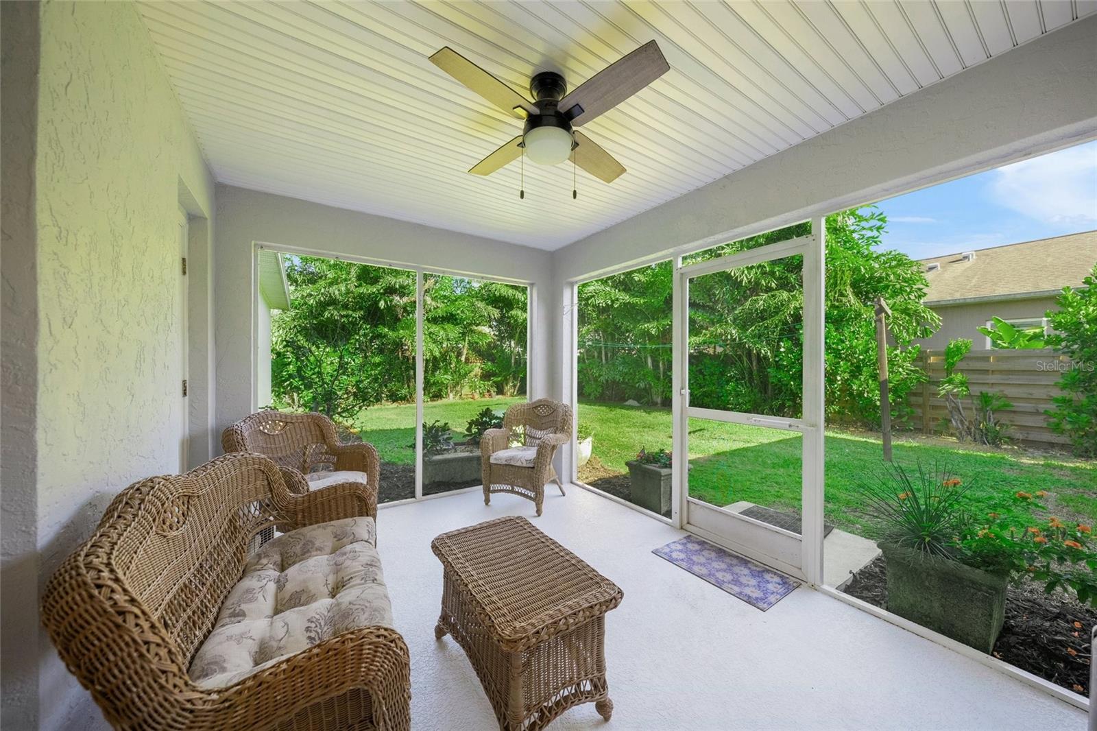 LAKE SARASOTA - Residential