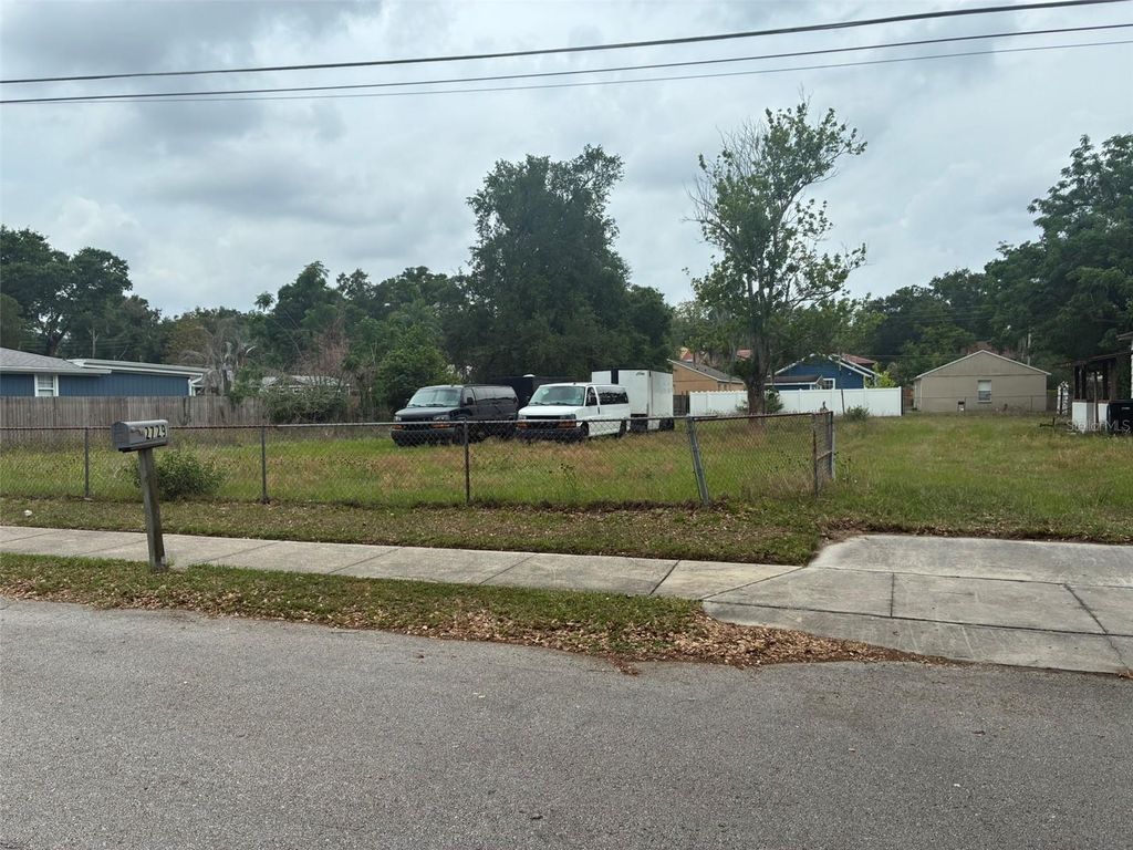 Photo of 2726 S Brown Avenue, Orlando, FL 32806 (MLS # O6407272)