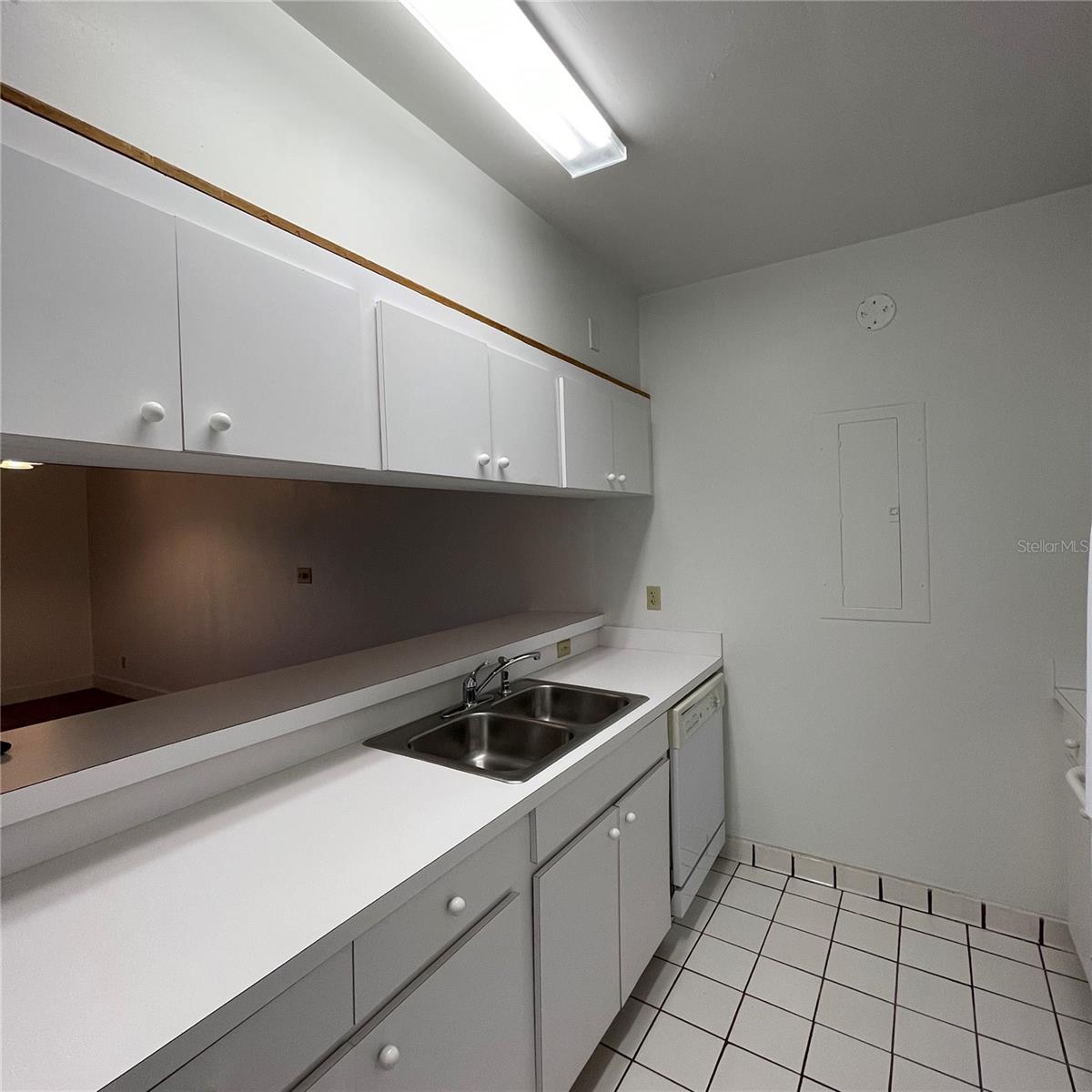 GRENELEFE CONDO PH 01 BURNWAY SOUTH - Residential Lease