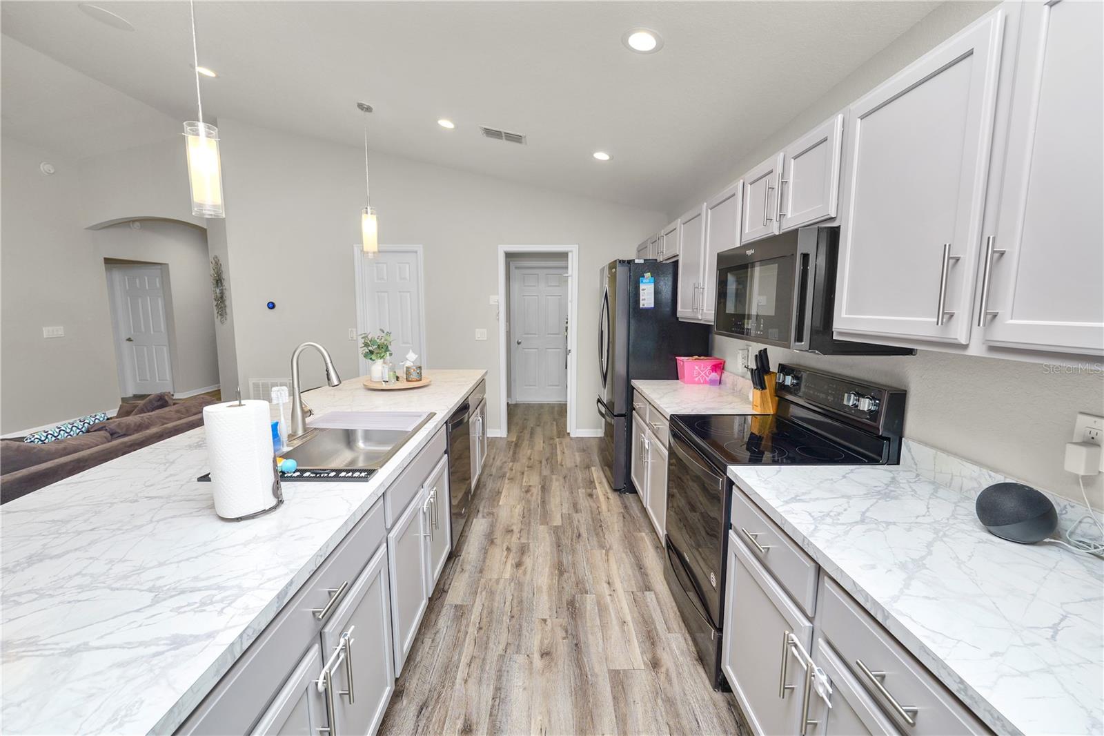 DONOVAN TRACE - Residential