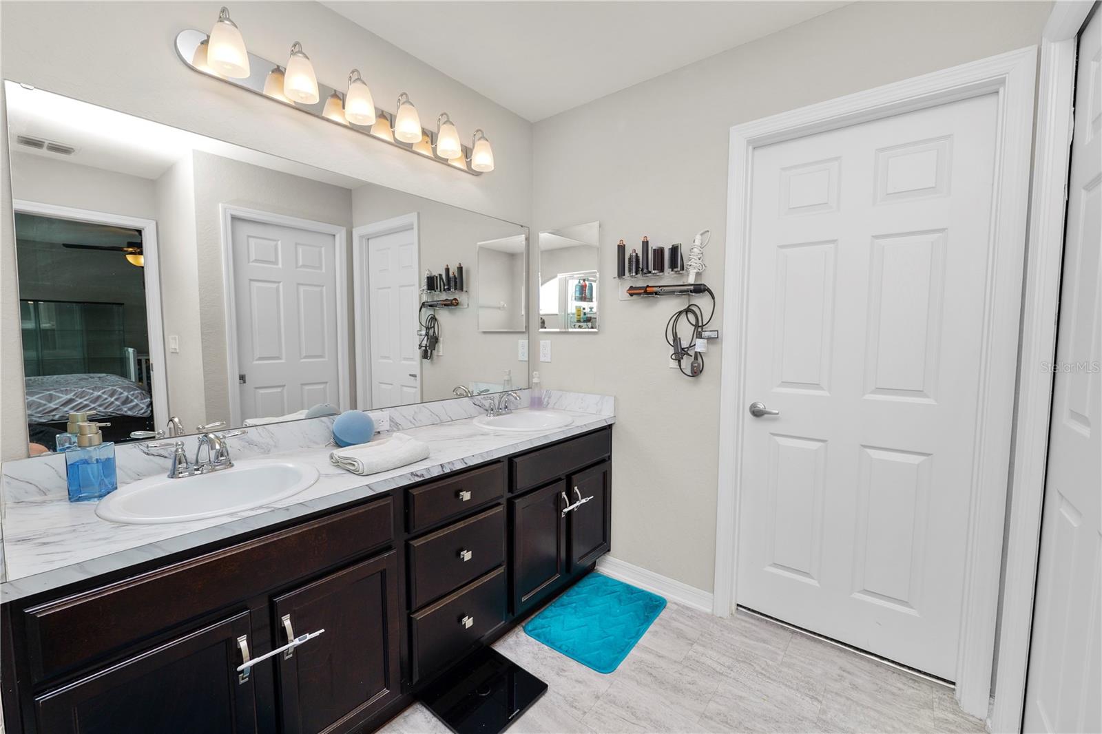 DONOVAN TRACE - Residential