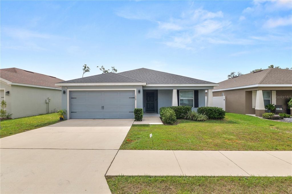 Photo of 1984 Danes Court, Lakeland, FL 33810 (MLS # L4956973)