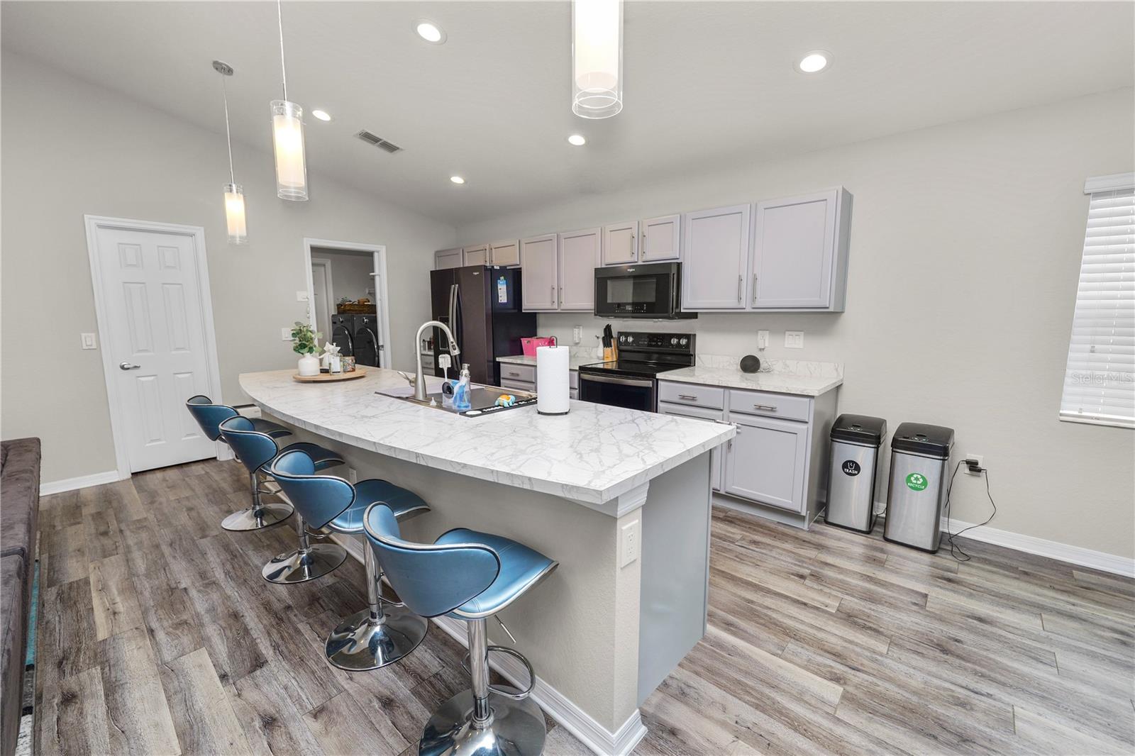 DONOVAN TRACE - Residential