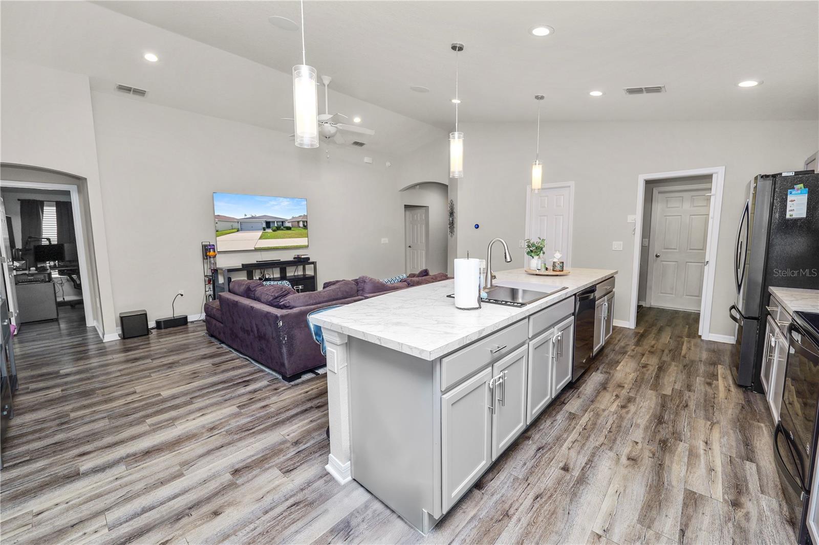 DONOVAN TRACE - Residential