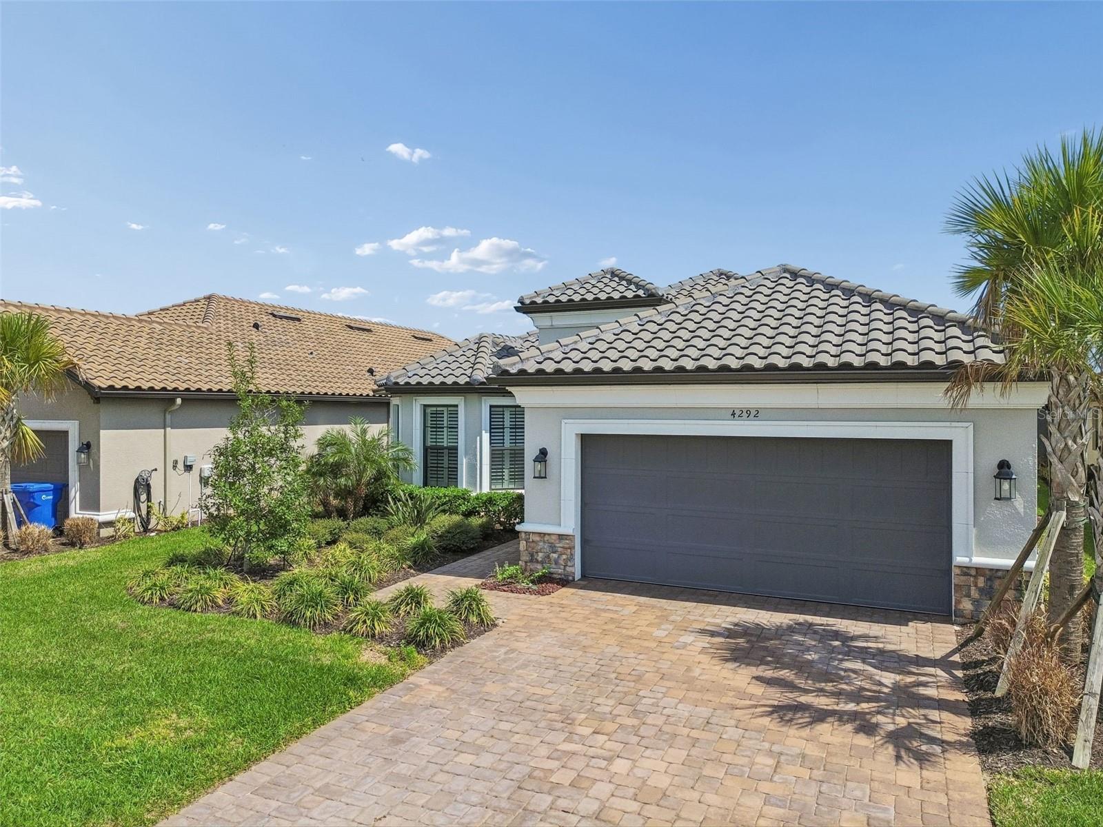 ESPLANADE/WIREGRASS RANCH PH - Residential