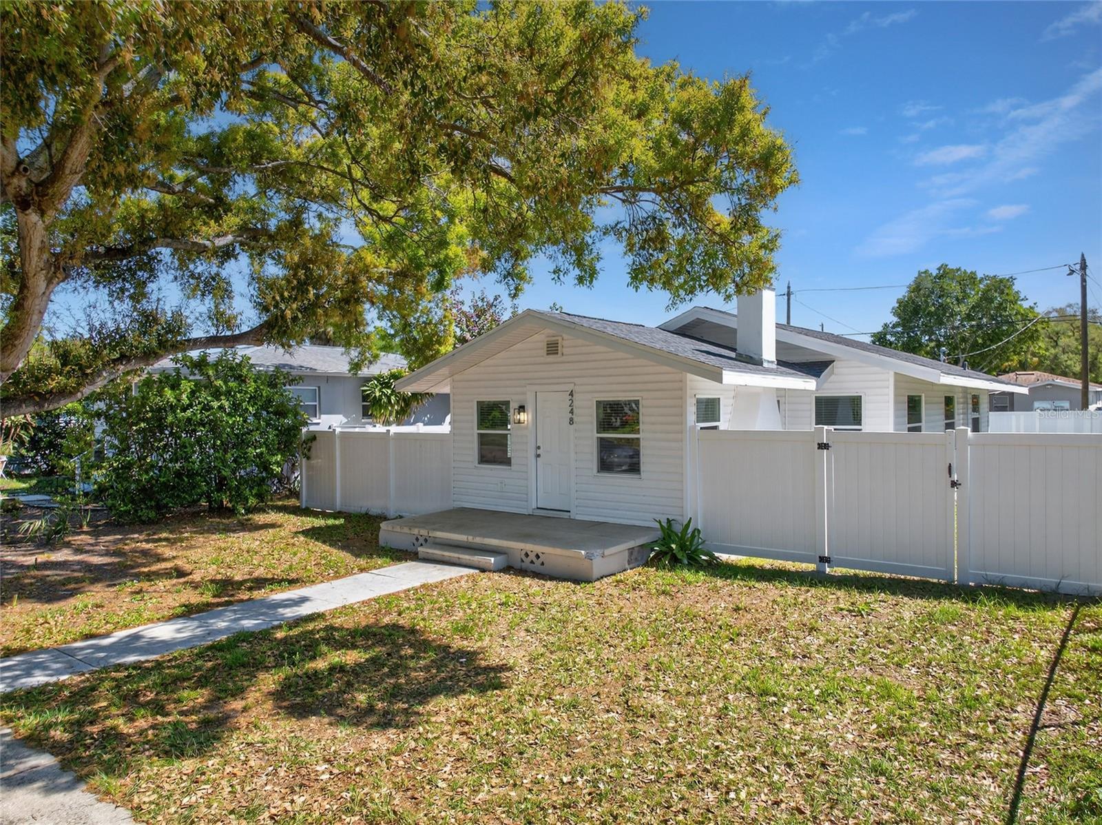 HALLS CENTRAL AVE 3 - Residential