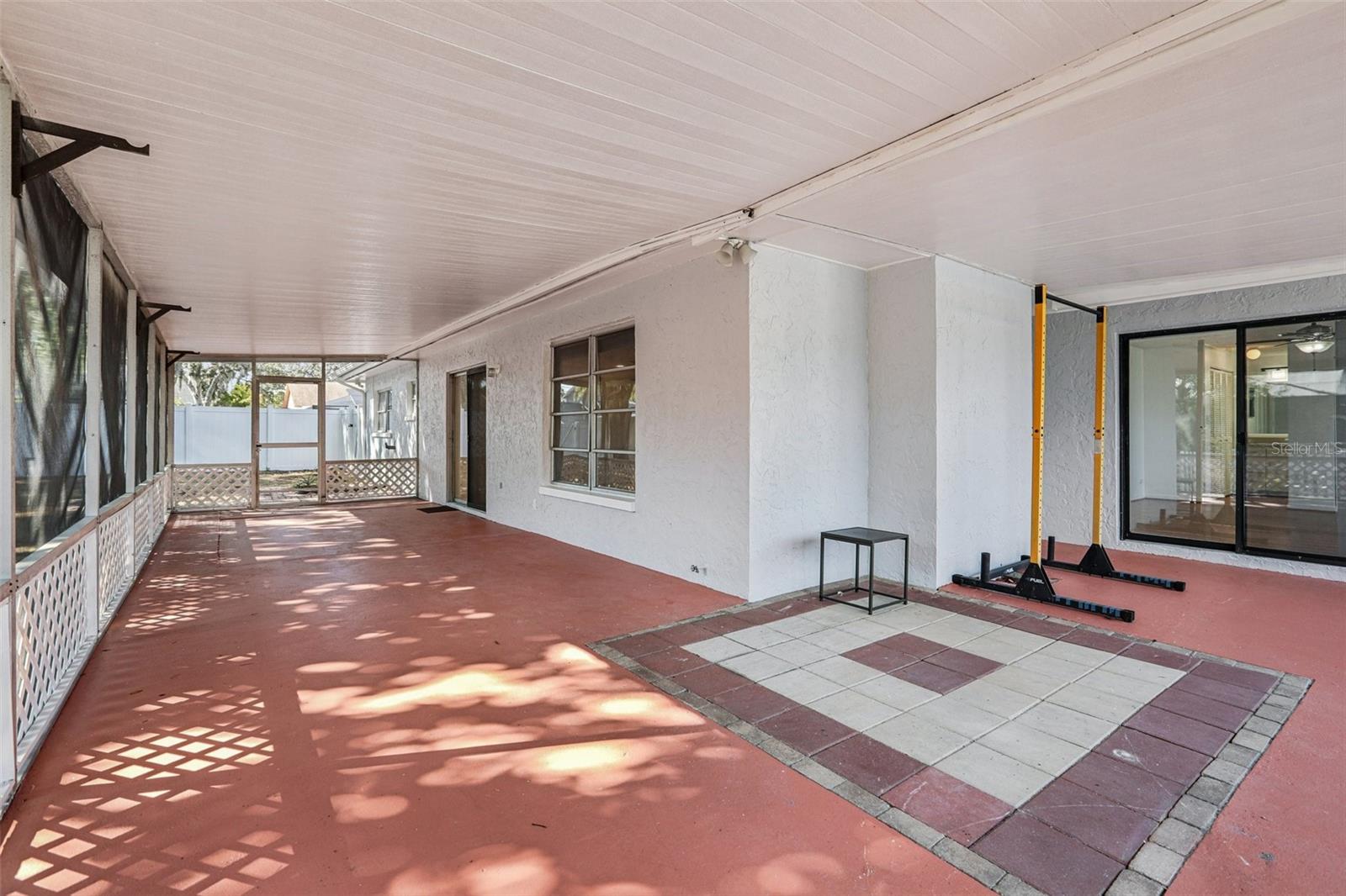 LAKE TARPON ESTATES - Residential