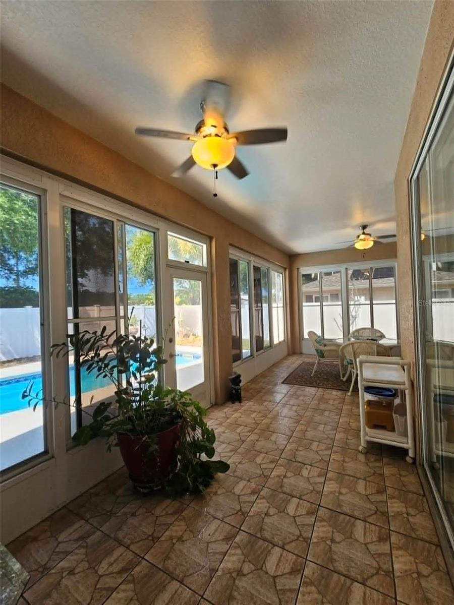 CRYSTAL LAKES - Residential